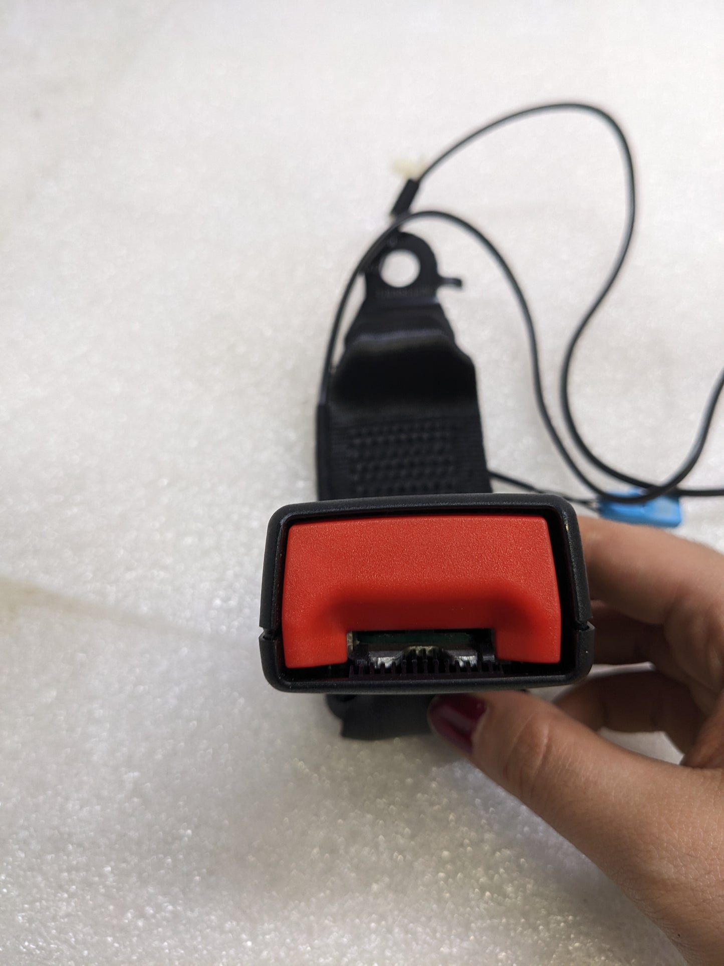 PORSCHE 9J1857740B BELT LATCH WITH WARNING CONTACT FOR 2021 TAYCAN TURBO NEW R23T7