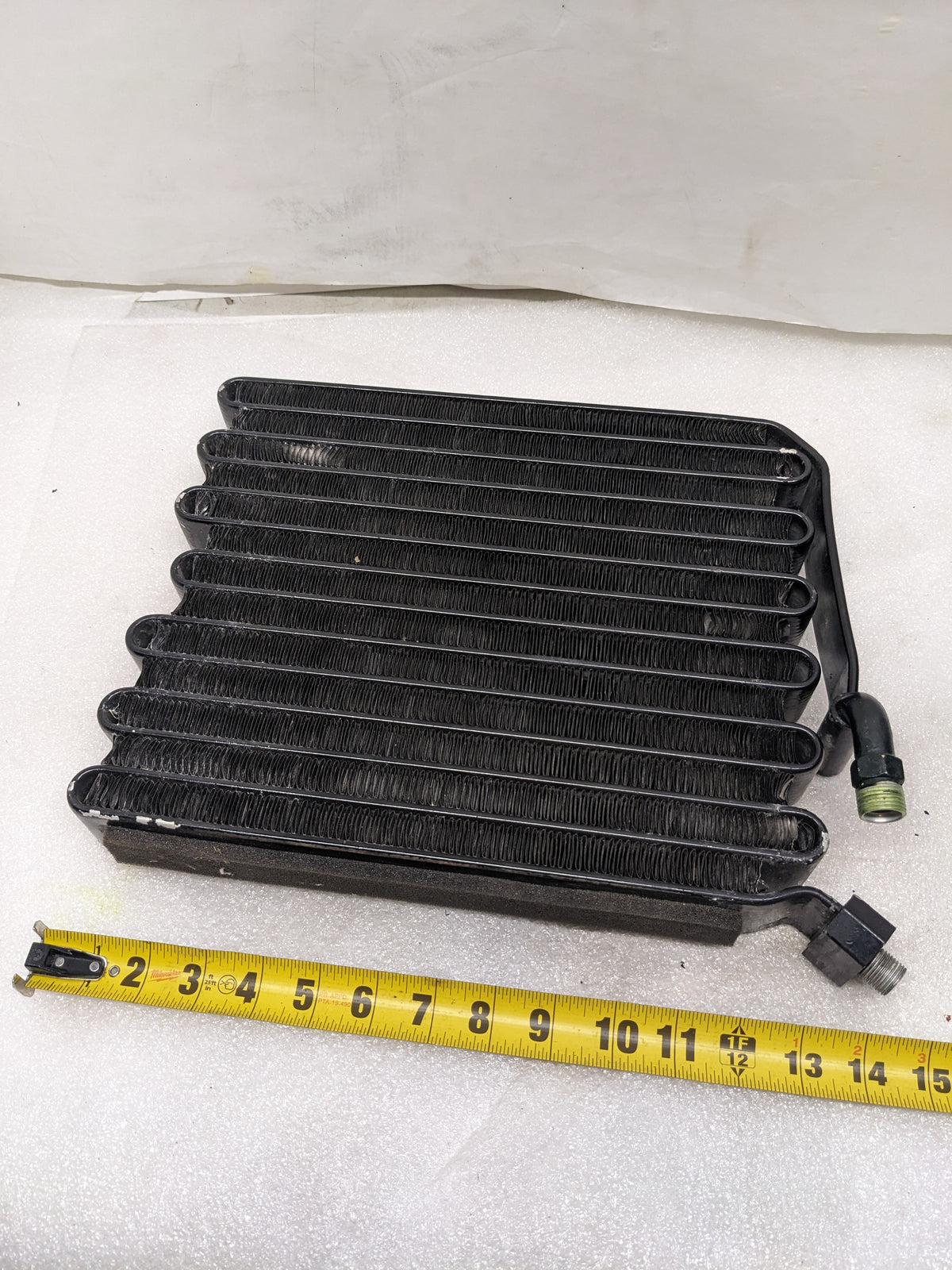 PORSCHE 99357301102 FRONT A/C CONDENSER BEHR HELLA SERVICE FOR 89-98 911 T/C USED R25