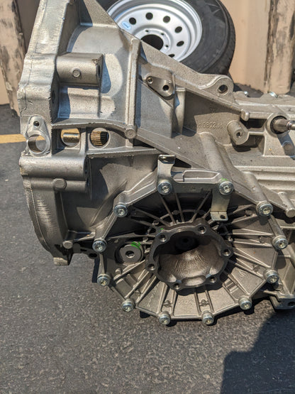 PORSCHE MANUAL TRANSMISSION ASSY 6-SPD FOR 14-16 CAYMAN S NEW B3B2