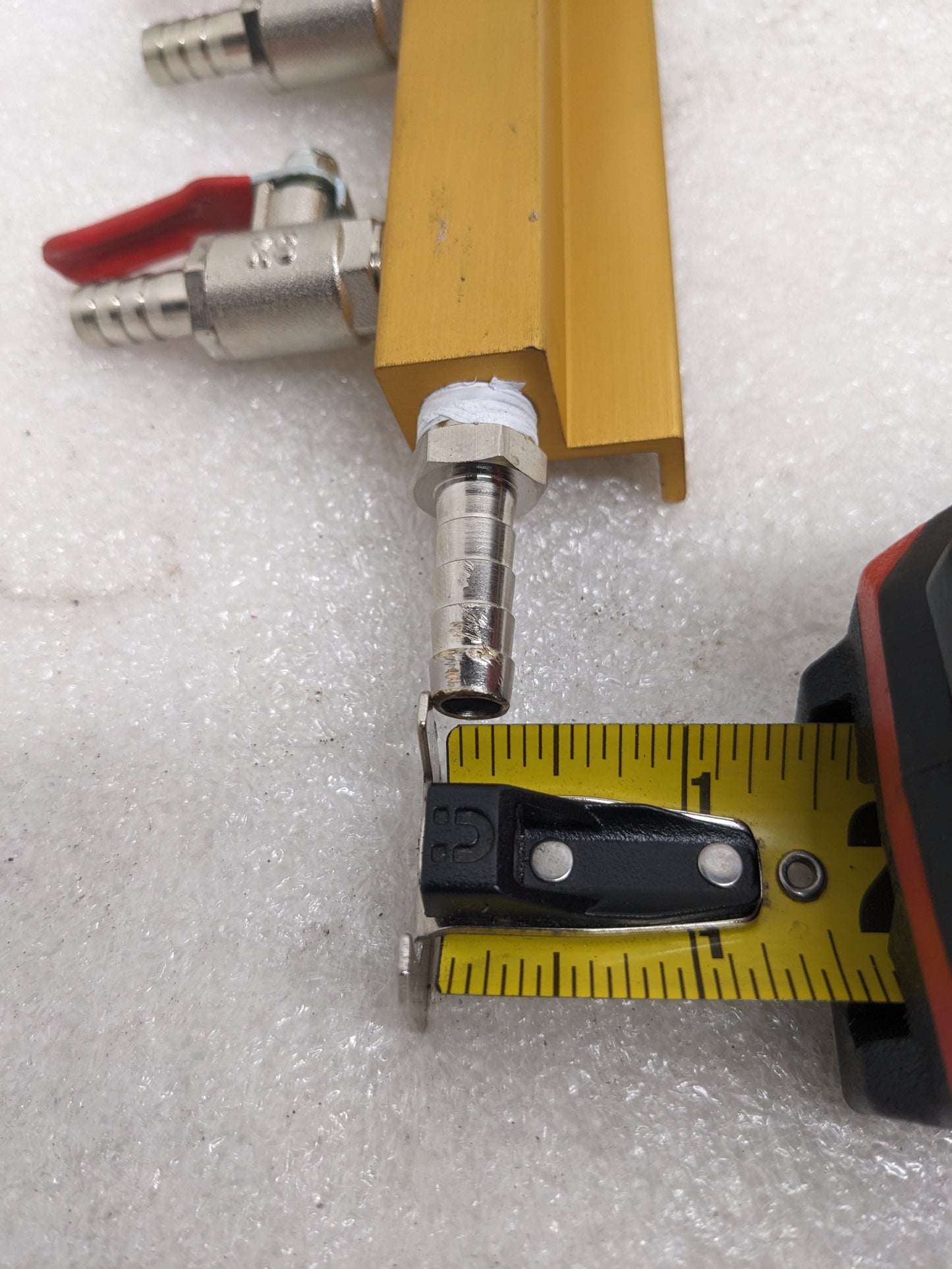 UNBRANDED 3-WAY AIR MANIFOLD NEW R30T1