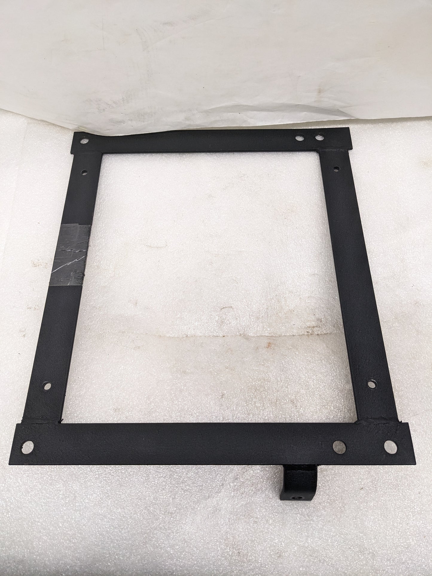 CORBEAU D244SBT DRIVER SEAT BRACKET WITHOUT SLIDES FOR 74-94 944 USED R21