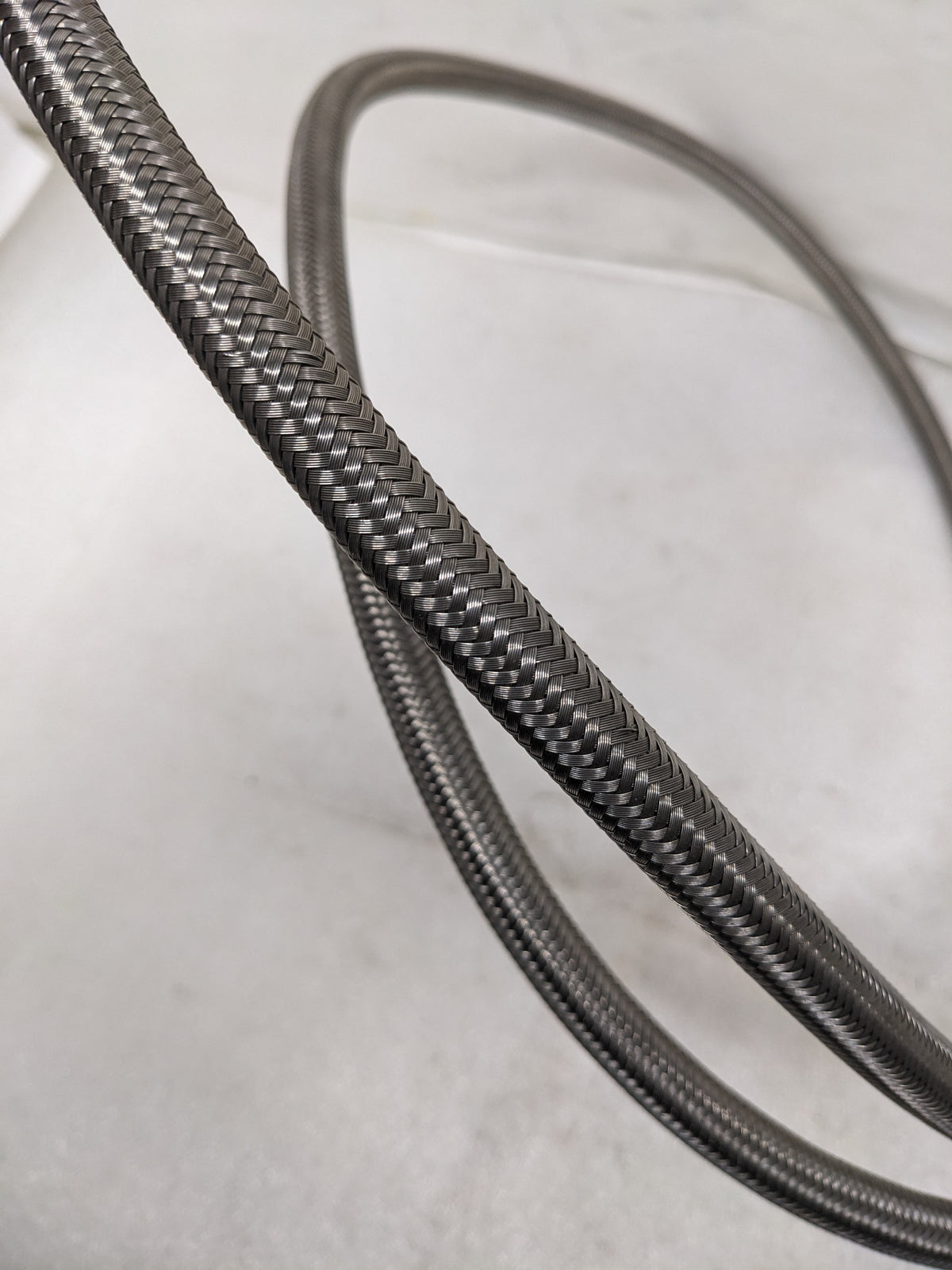 UNBRANDED STAINLESS STEEL BRAIDED 6' HOSE PTFE LINED 1/2" OD 3/8" ID NEW R3T3