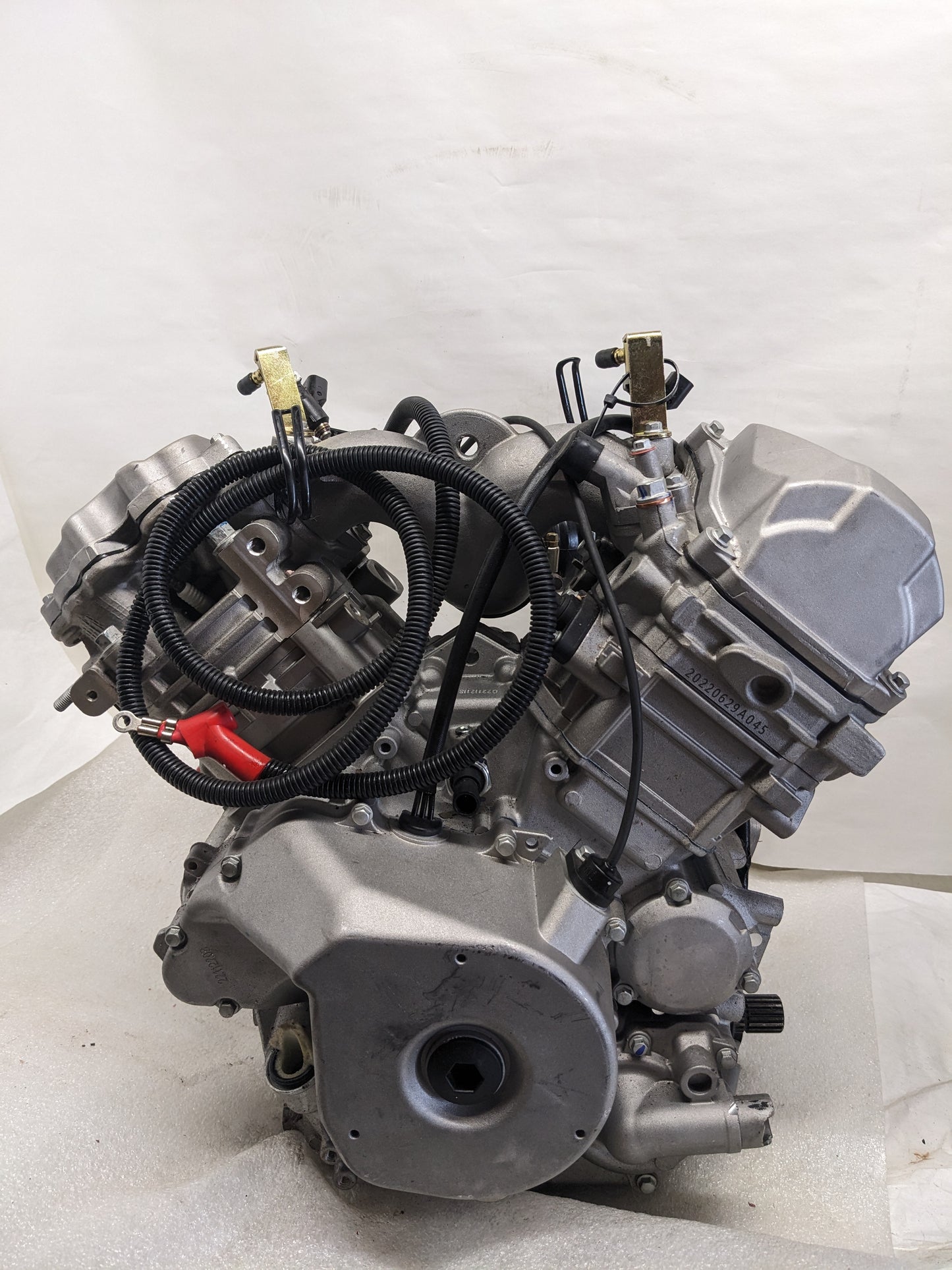 DAMAGED ODES 2V91MY-A ENGINE ASSEMBLY GASOLINE 800CC CM3 FOR UTV REMAN I2