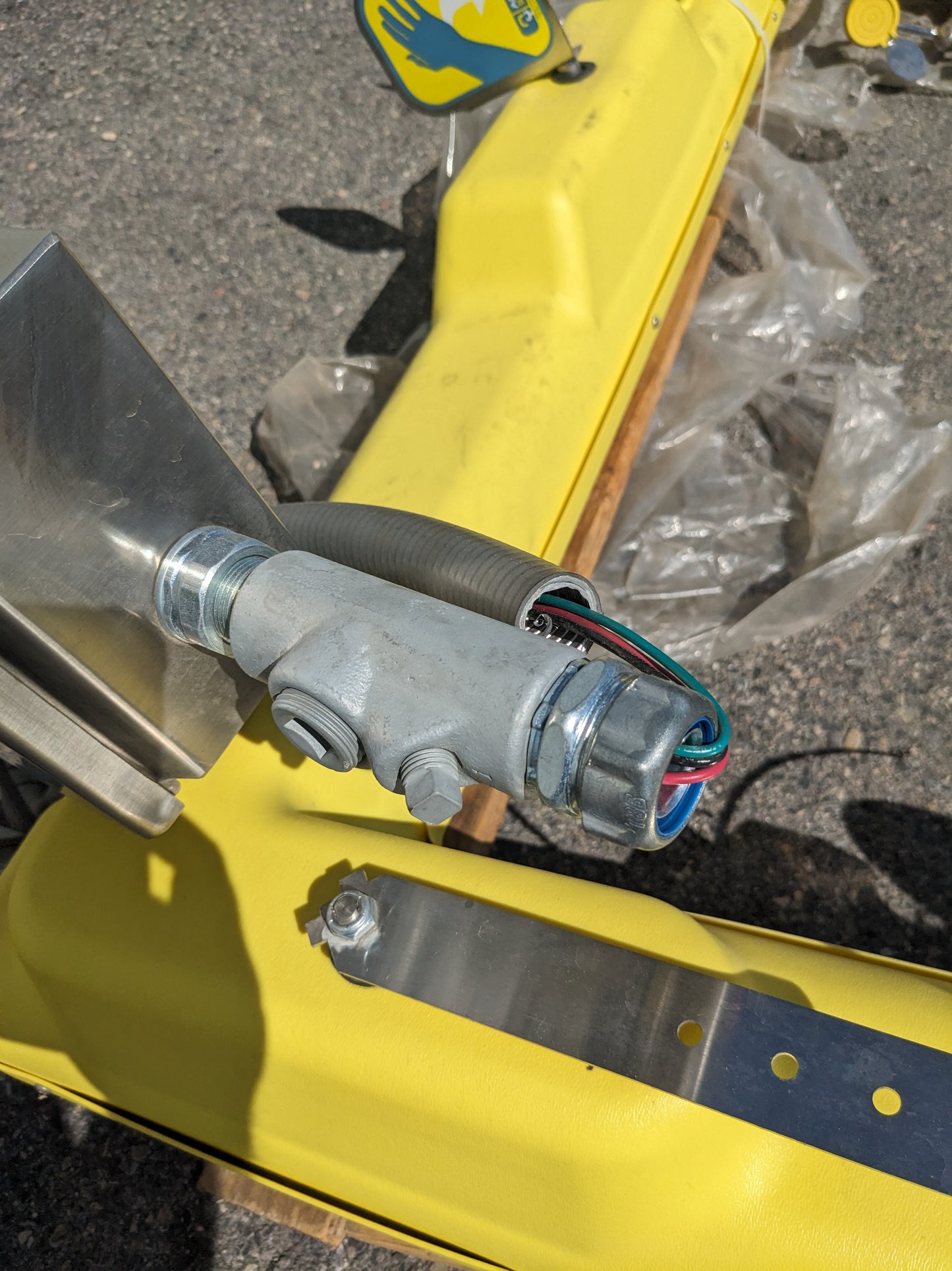 ACORN SAFETY S1360-HT EMERGENCY SHOWER HEAT TRACED TOP/BOTTOM INLET NEW B2