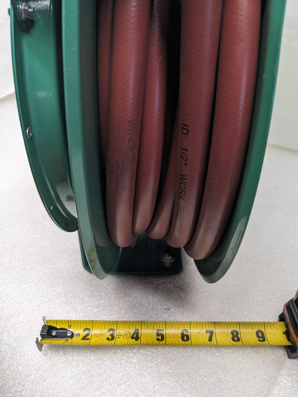 SPEEDAIRE 6NU45A 1/2"X50' SPRING RETURN AIR/WATER HOSE W/ REEL NEW B2