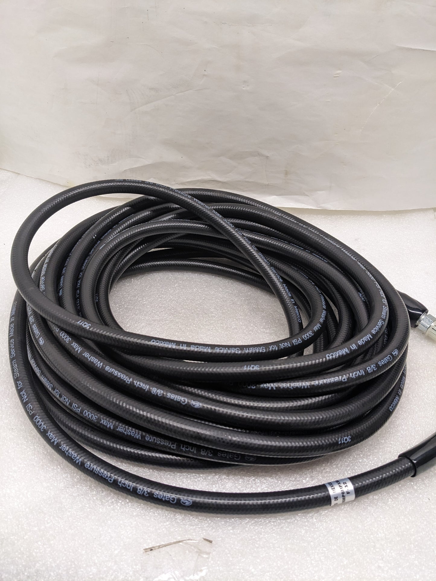 GATES PRESSURE WASHER HOSE 3/8"X40' 3000 PSI MAX NEW R12