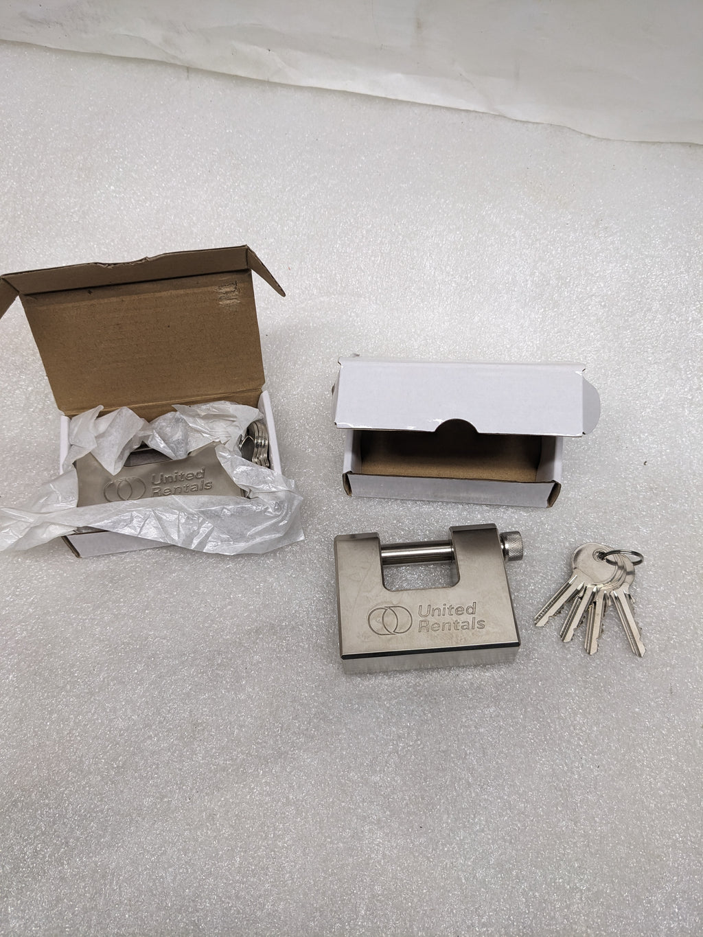 UNITED RENTALS KEYED UNIT LOCK (2-PACK) SILVER W/ 4 KEYS PER LOCK NEW R13