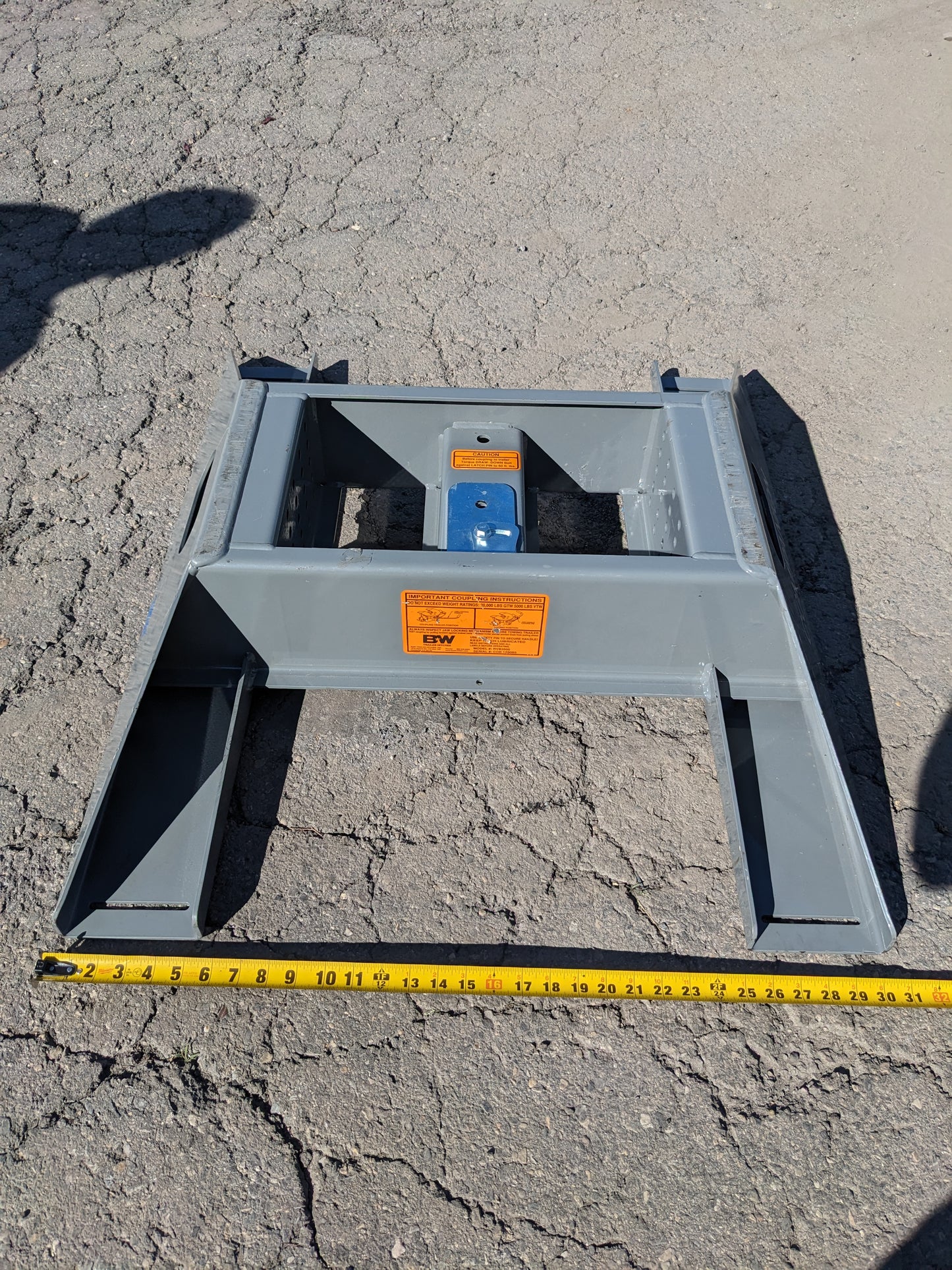 B&W RVB3500 REPLACEMENT BASE FOR COMPANION 5TH WHEEL TRAILER HITCH 20K LBS NEW B2
