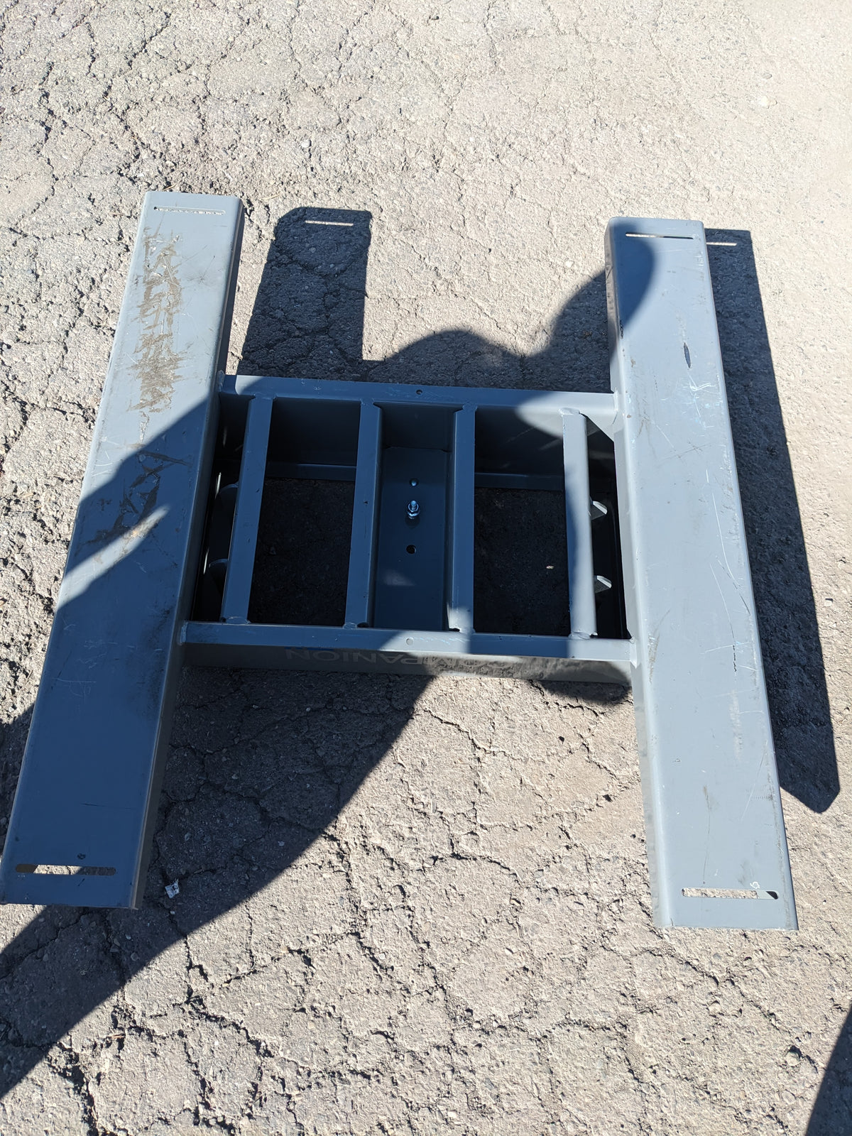 B&W RVB3500 REPLACEMENT BASE FOR COMPANION 5TH WHEEL TRAILER HITCH 20K LBS NEW B2