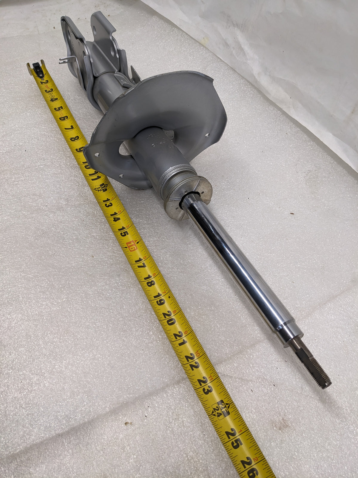 KYB 335032 GR-2 FRONT RIGHT GAS REPLACEMENT STRUT FOR 02-04 NISSAN PATHFINDER NEW R2