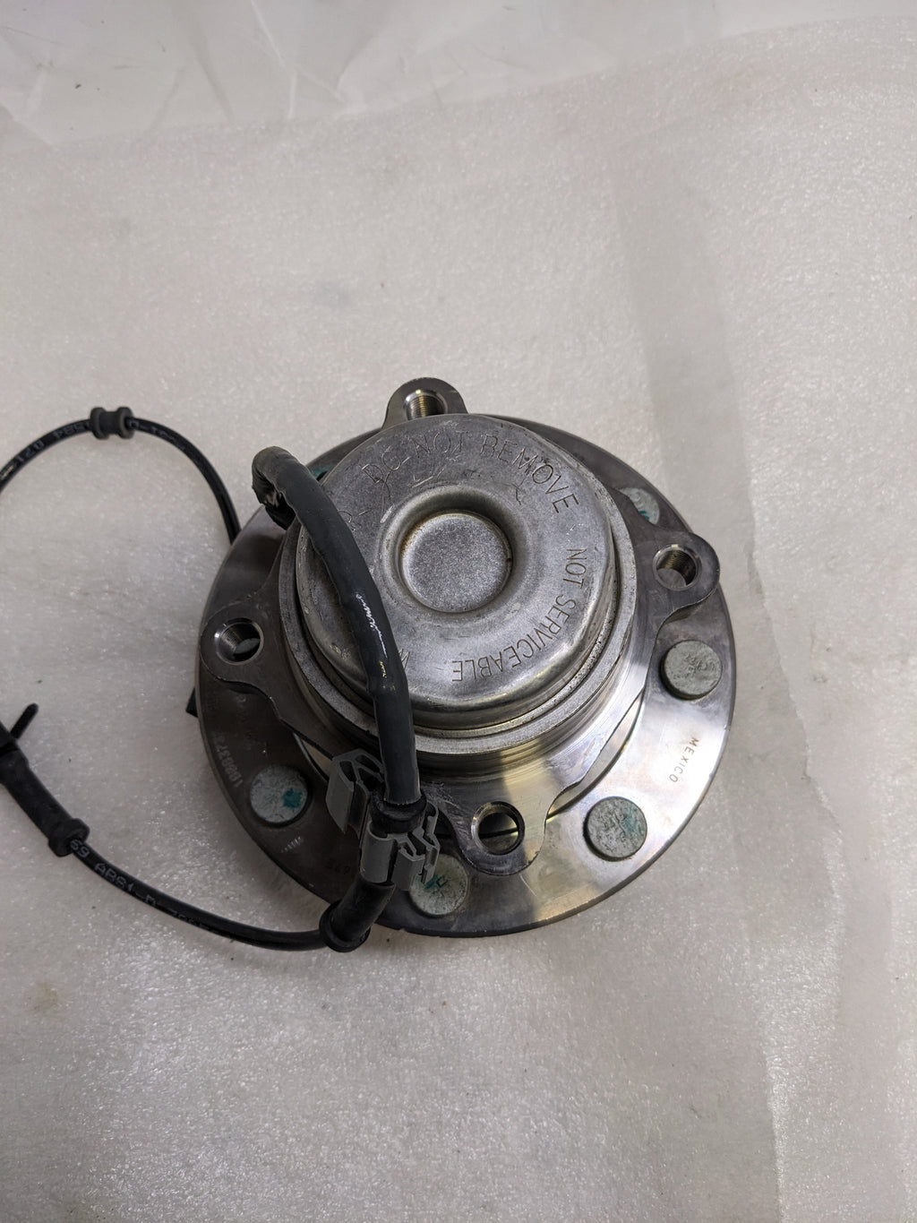 SKF BTD1200 WHEEL BEARING AND HUB ASSEMBLY NEW #3 R6TH