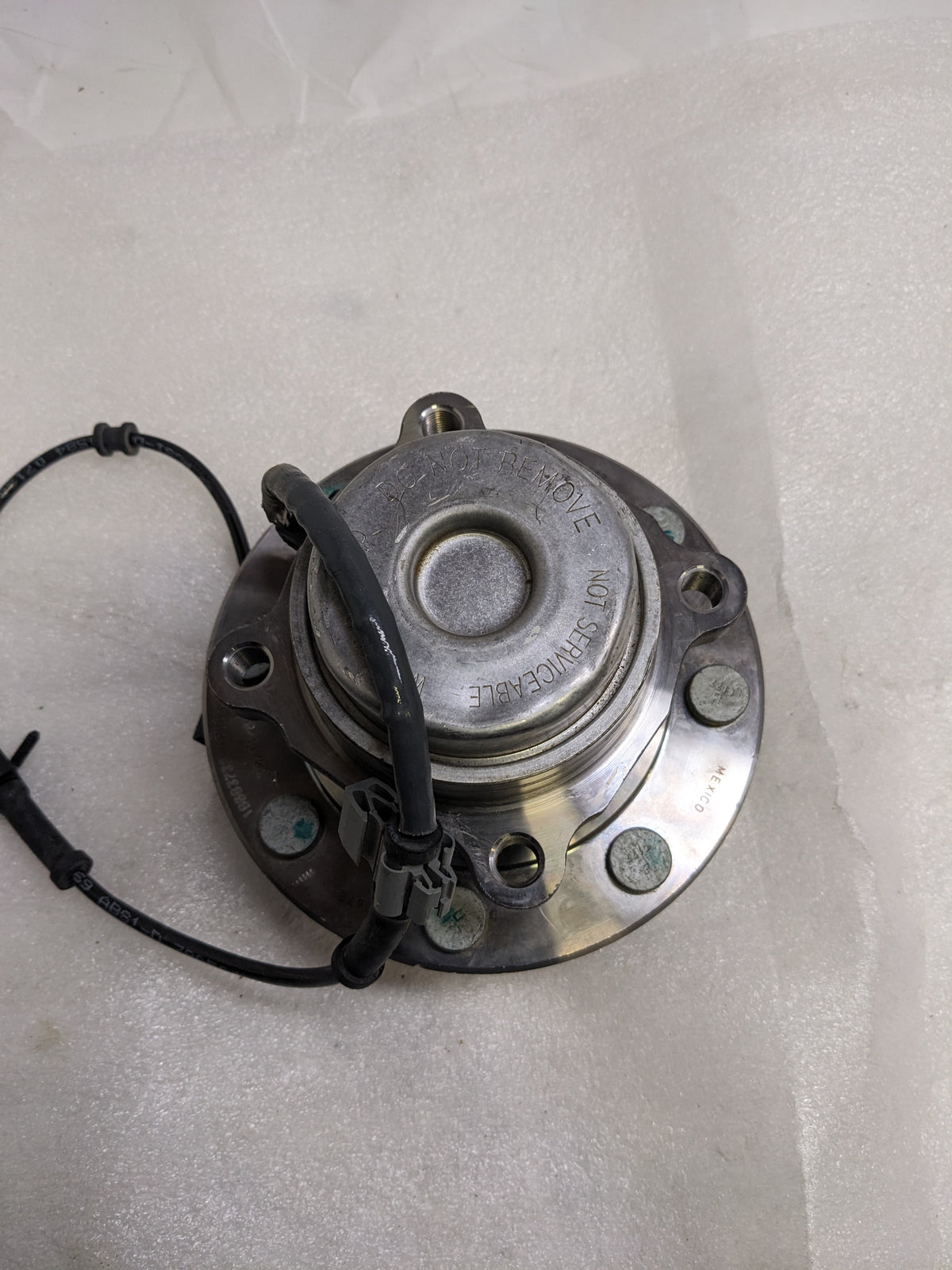 SKF BTD1200 WHEEL BEARING AND HUB ASSEMBLY NEW #3 R6TH