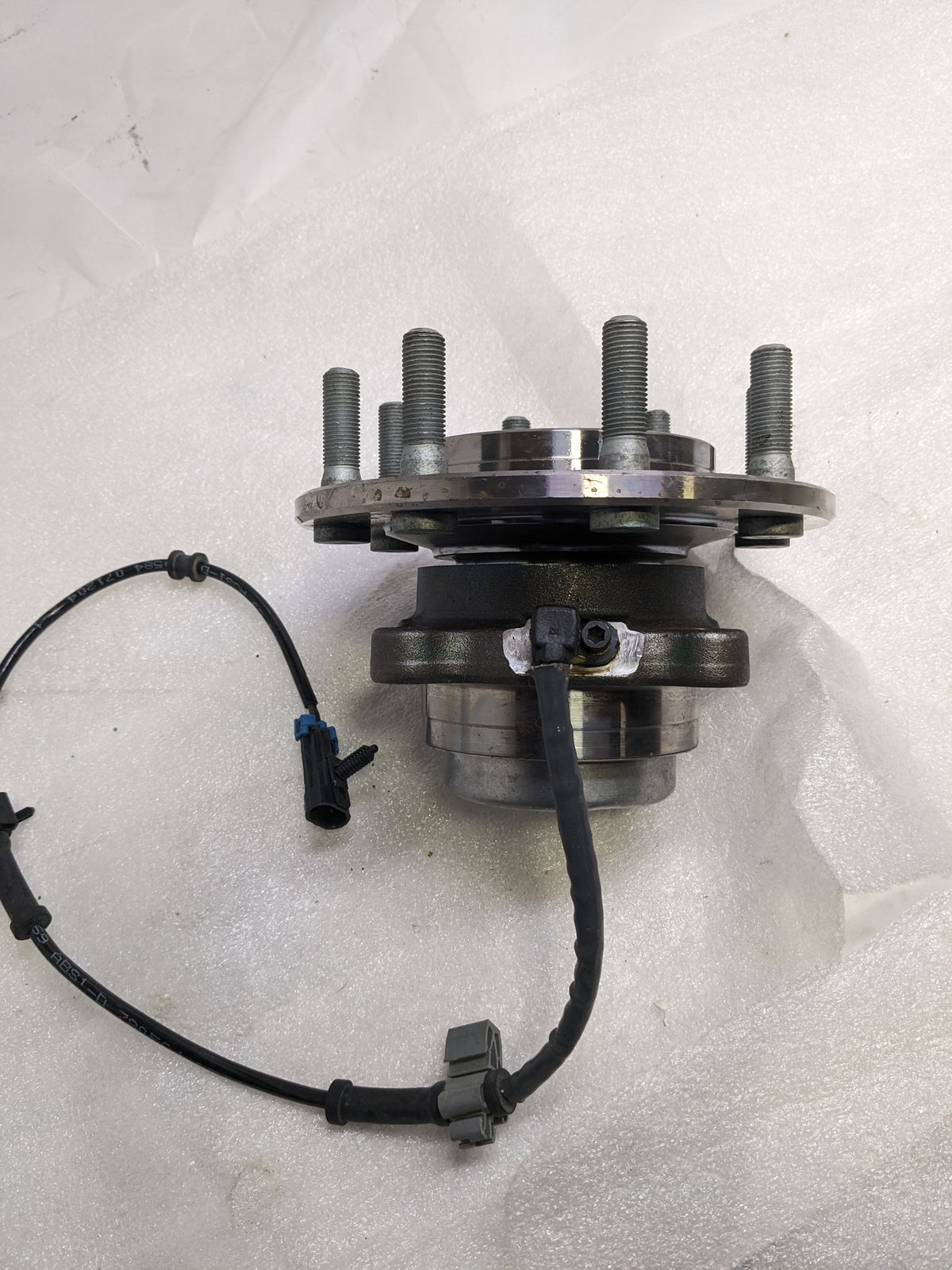 SKF BTD1200 WHEEL BEARING AND HUB ASSEMBLY NEW #3 R6TH