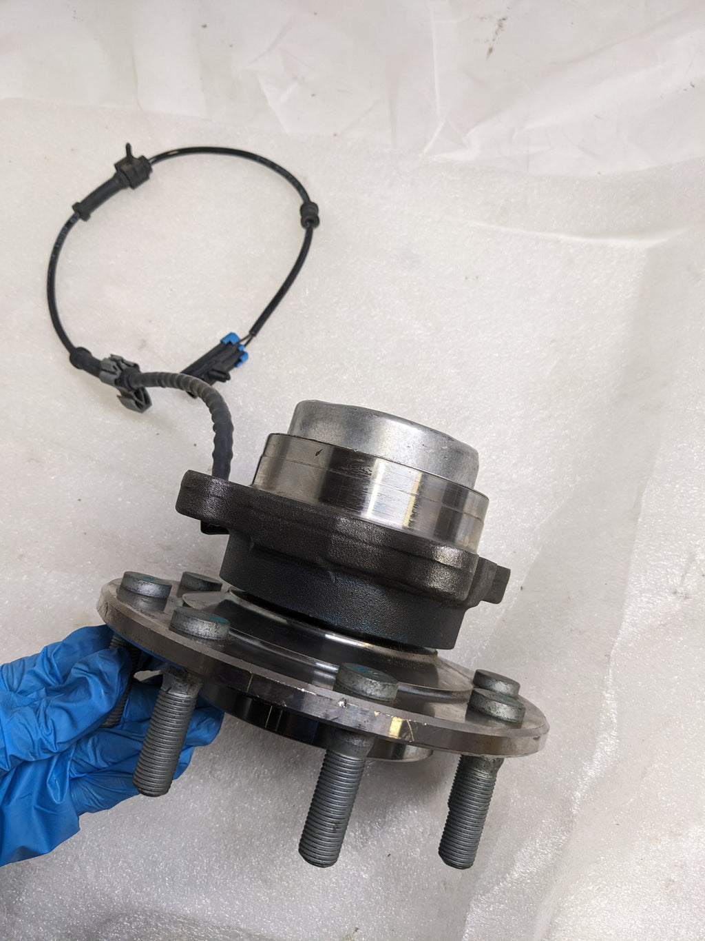 SKF BTD1200 WHEEL BEARING AND HUB ASSEMBLY NEW #3 R6TH