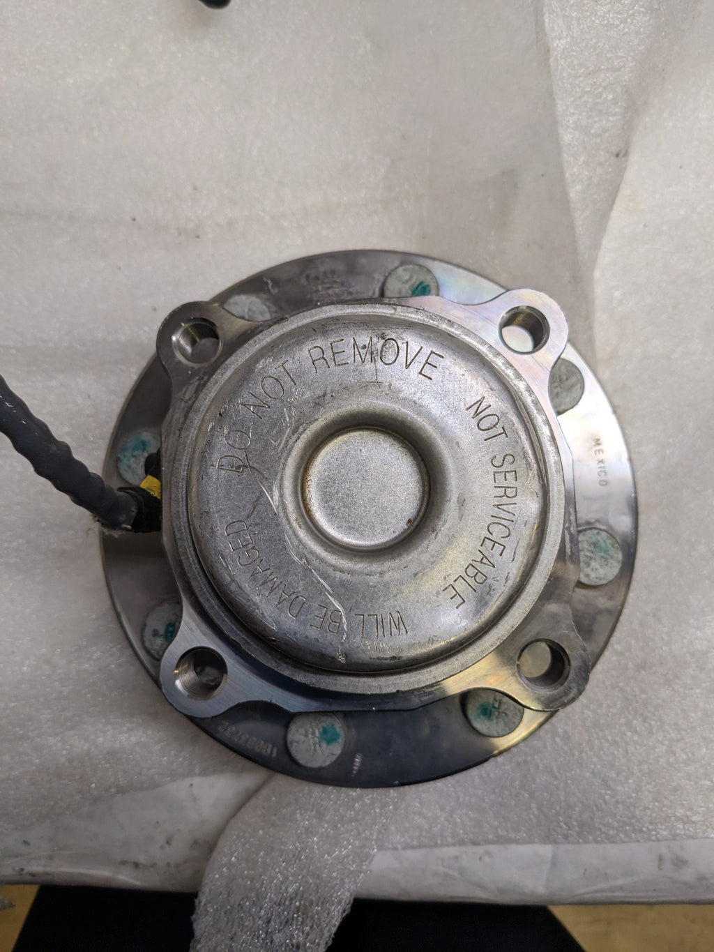 SKF BTD1200 WHEEL BEARING AND HUB ASSEMBLY NEW #3 R6TH