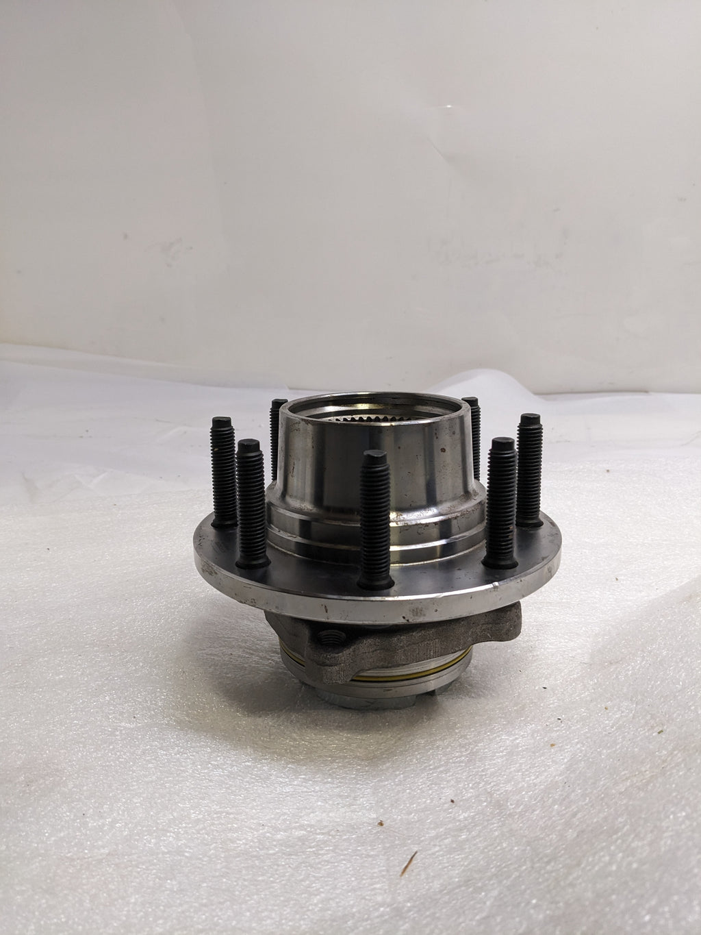 UNBRANDED WHEEL HUB 55 SPLINE 8 LUG 14X2 FOR FORD SV NEW  R6TD