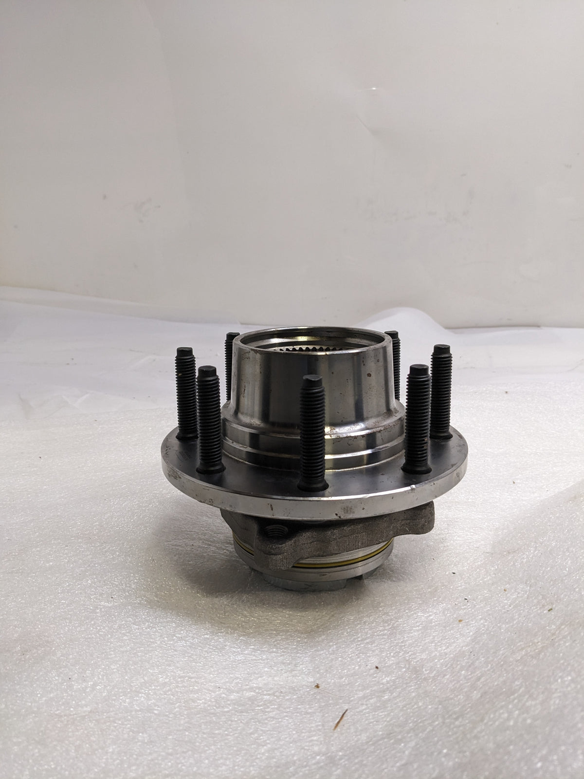 UNBRANDED WHEEL HUB 55 SPLINE 8 LUG 14X2 FOR FORD SV NEW  R6TD