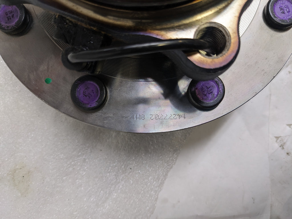 SKF HUB BEARING ASSEMBLY 55 SPLINE 8 STUD NEW R6TD