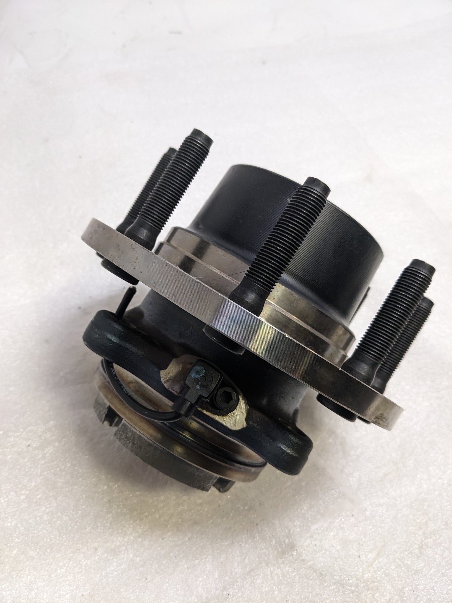 SKF HUB BEARING ASSEMBLY 55 SPLINE 8 STUD NEW R6TD