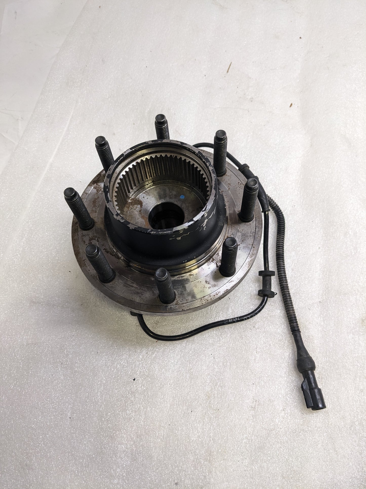 SKF BR930424 WHEEL BEARING AND HUG ASSEMBLY FRONT NEW R6TE