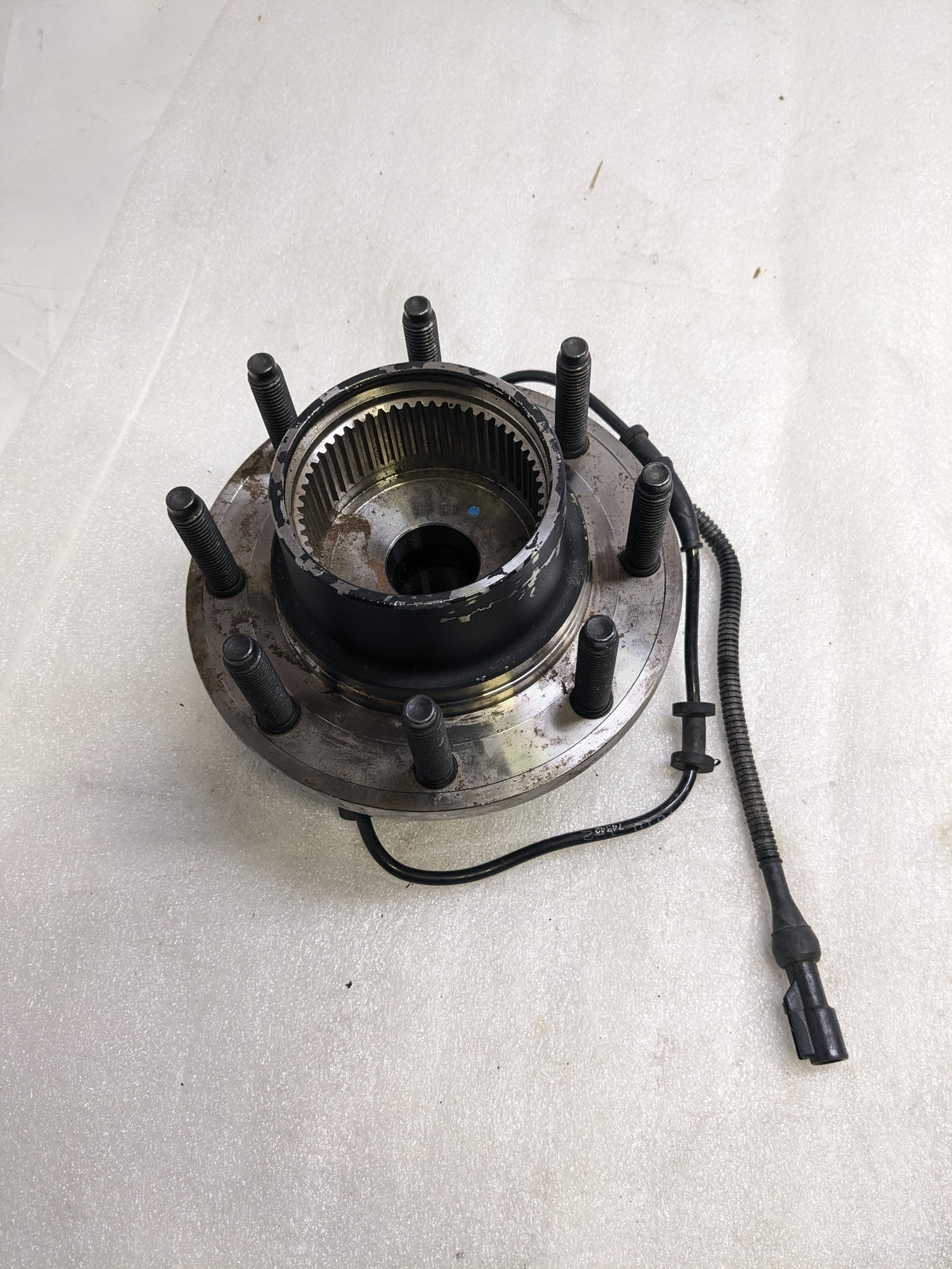 SKF BR930424 WHEEL BEARING AND HUG ASSEMBLY FRONT NEW R6TE