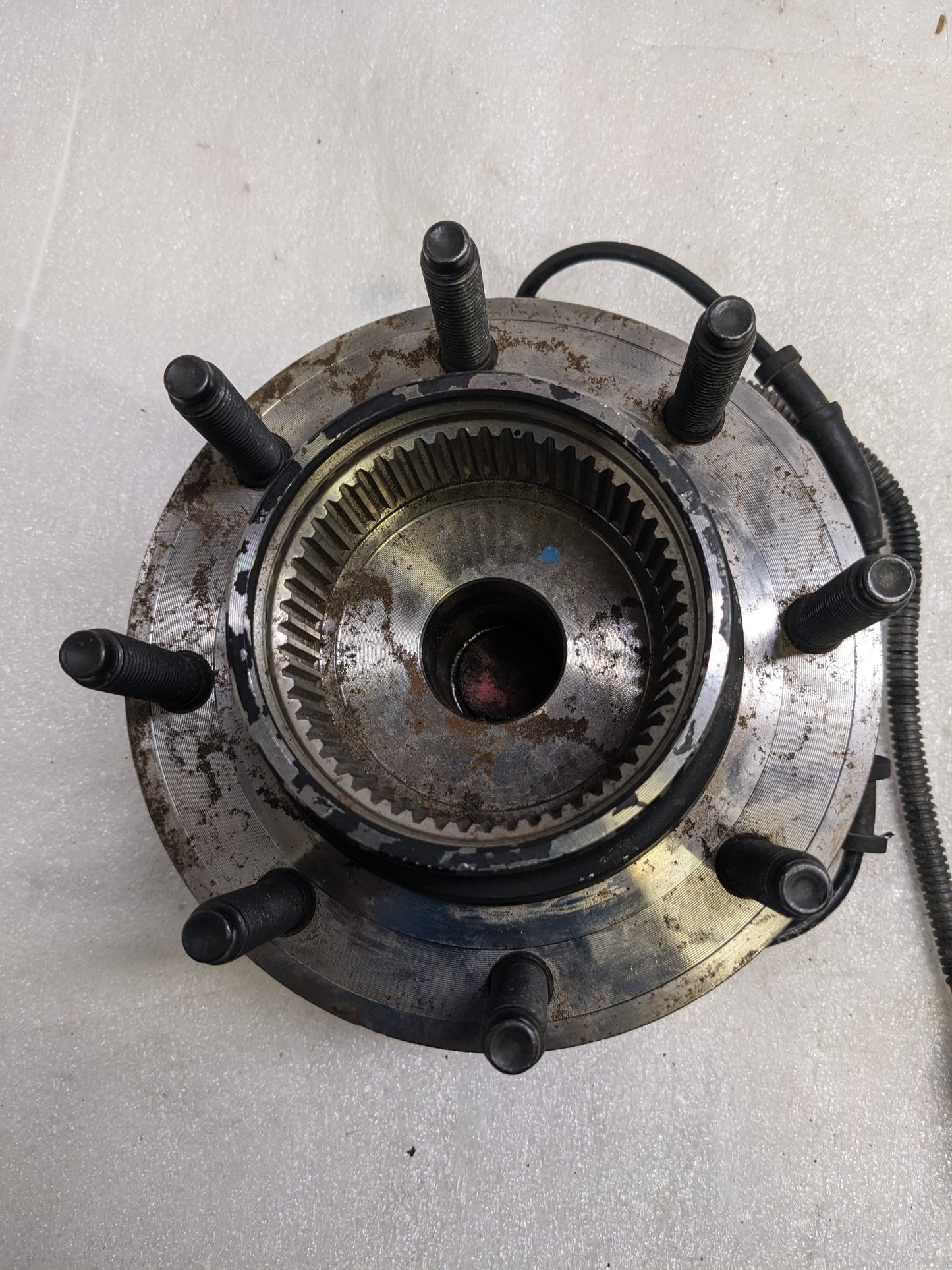 SKF BR930424 WHEEL BEARING AND HUG ASSEMBLY FRONT NEW R6TE