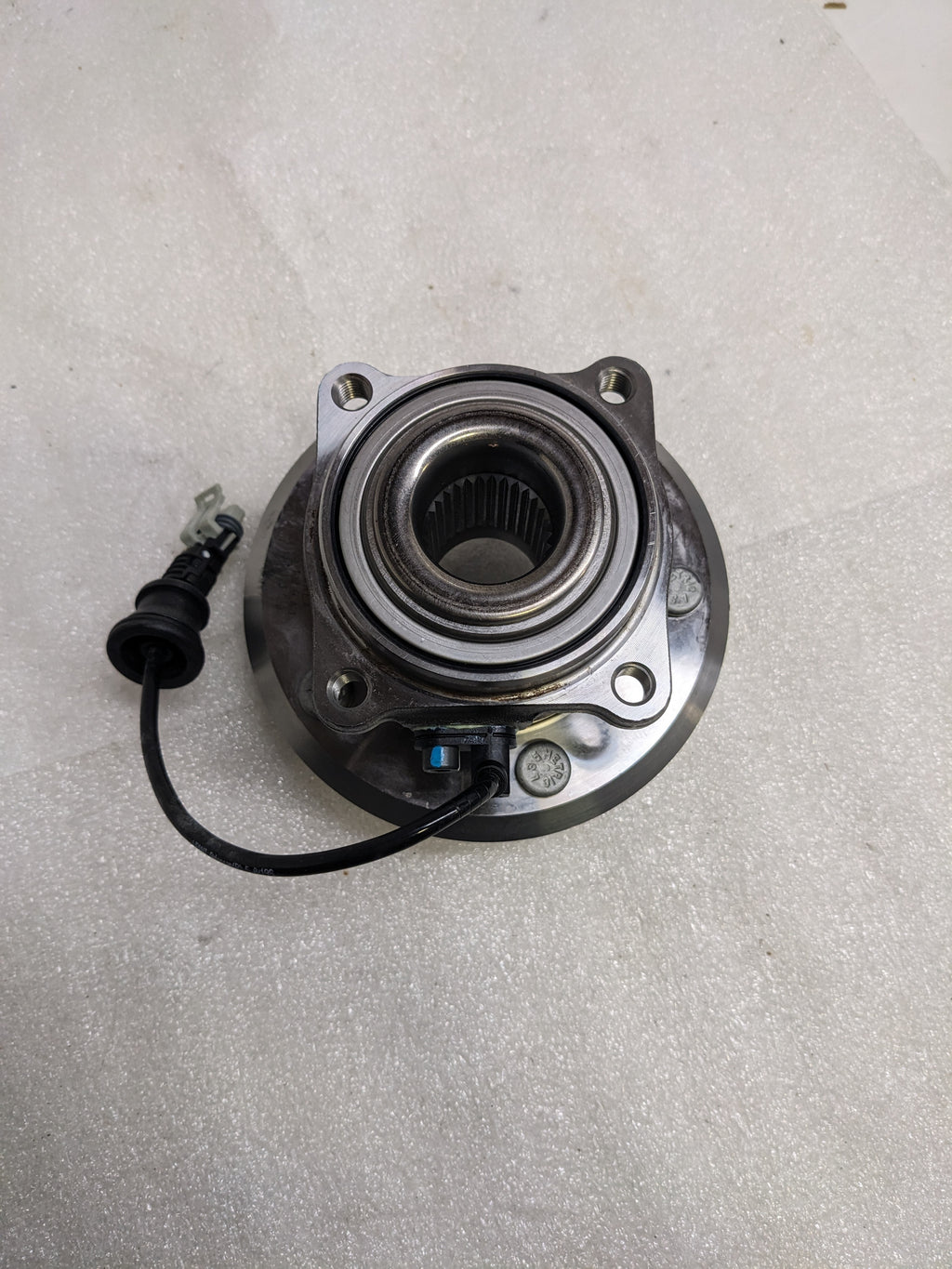 SKF BR930685 HUB BEARING ASSEMBLY FOR 2012-2015 CHEVROLET CAPTIVA  NEW R8
