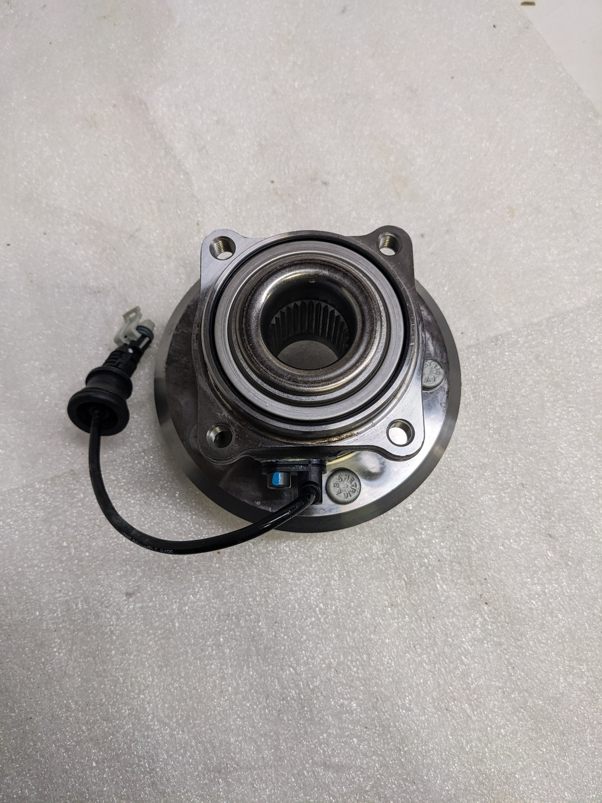 SKF BR930685 HUB BEARING ASSEMBLY FOR 2012-2015 CHEVROLET CAPTIVA  NEW R8