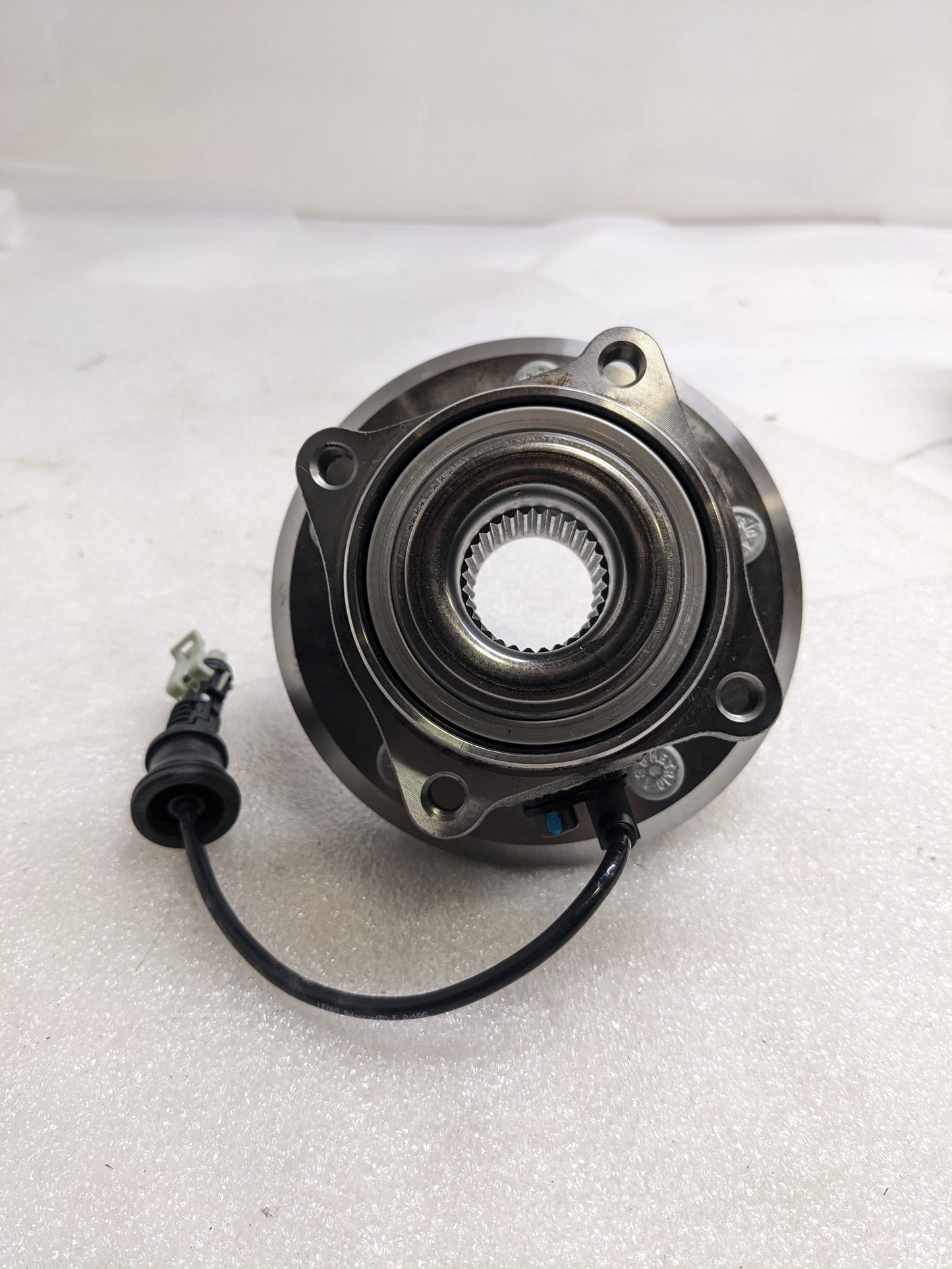 SKF BR930685 HUB BEARING ASSEMBLY FOR 2012-2015 CHEVROLET CAPTIVA  NEW R8