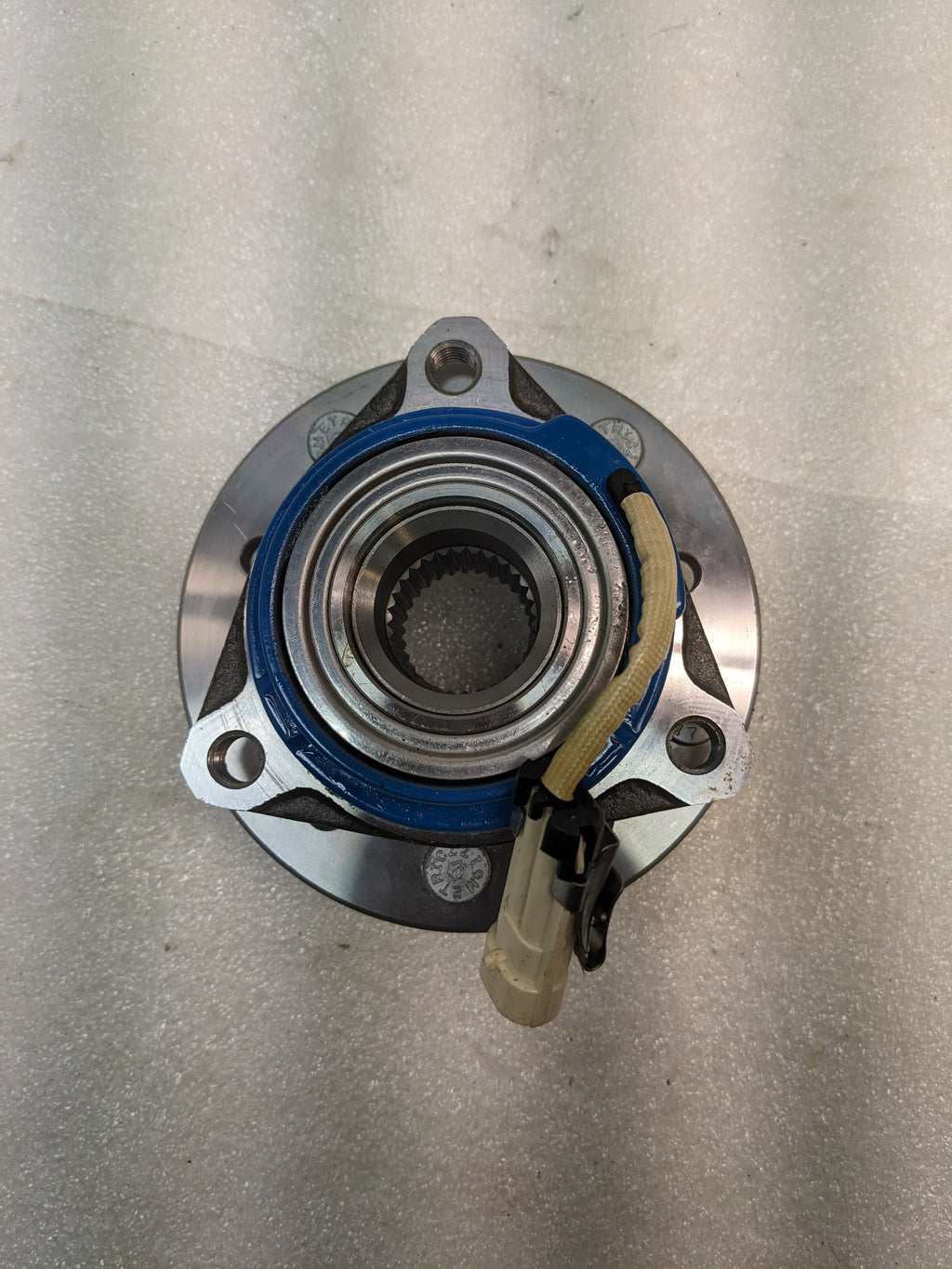 TIMKEN 513137 WHEEL BEARING AND HUB ASSEMBLY FRONT NEW R8