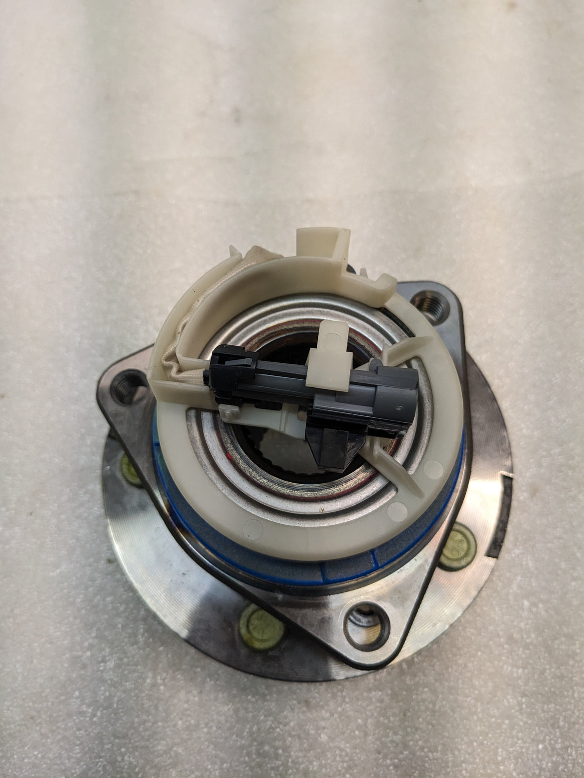 TIMKEN 513179 FRONT OR REAR WHEEL BEARING AND HUB ASSEMBLY NEW R13