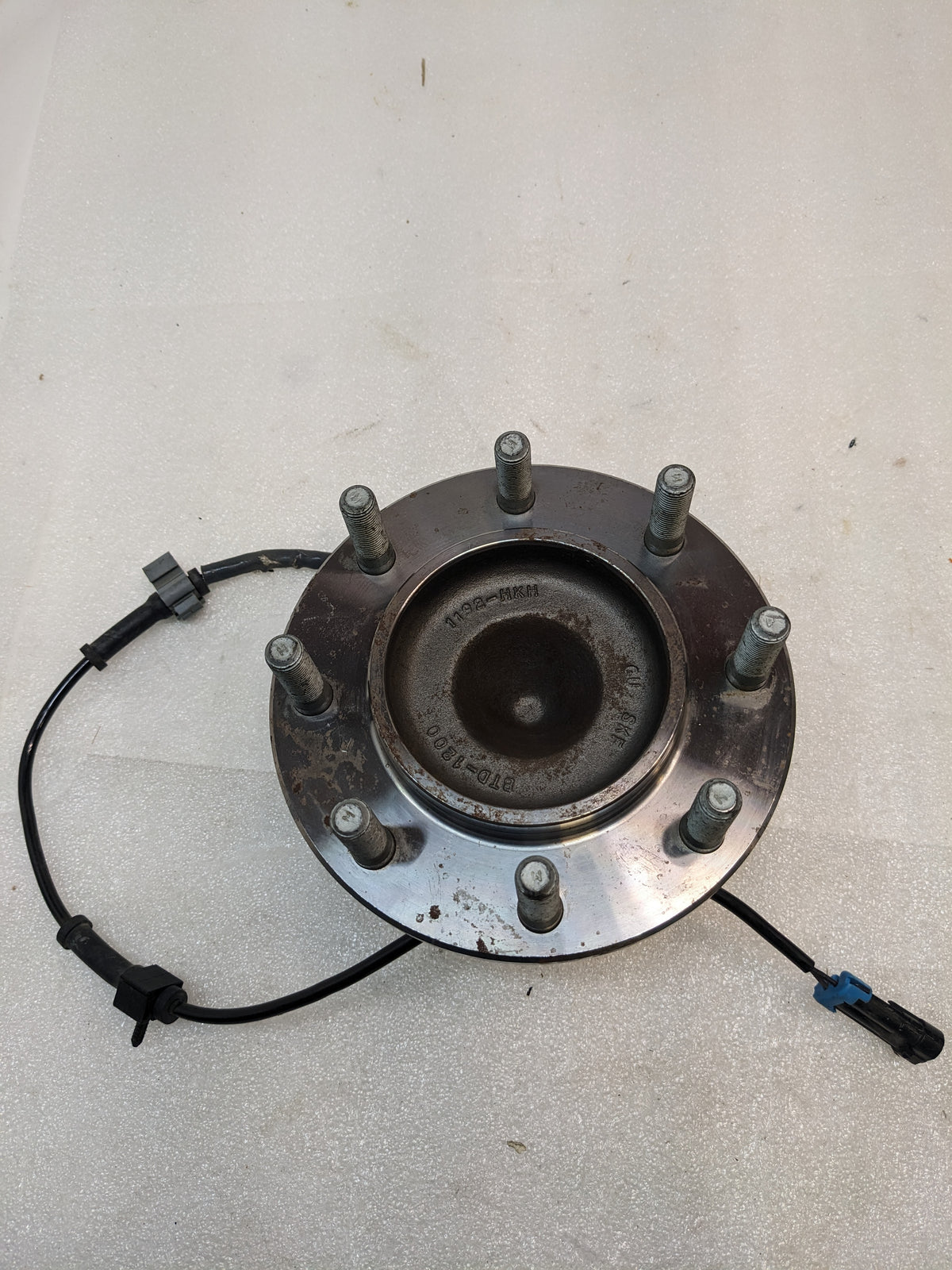 SKF BTD1200 WHEEL BEARING AND HUB ASSEMBLY NEW #4 R12TB