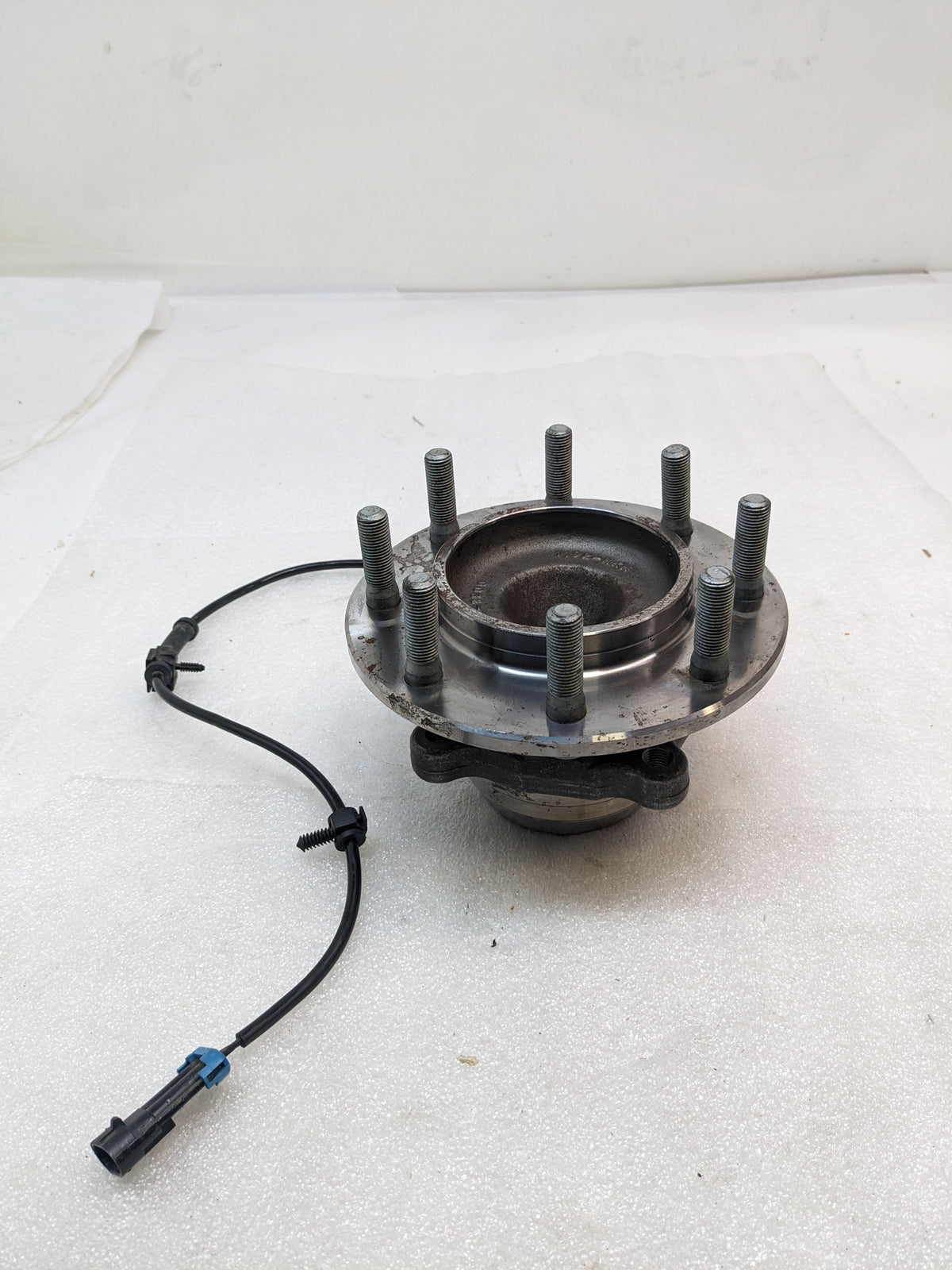 SKF BTD1200 WHEEL BEARING AND HUB ASSEMBLY NEW #4 R12TB