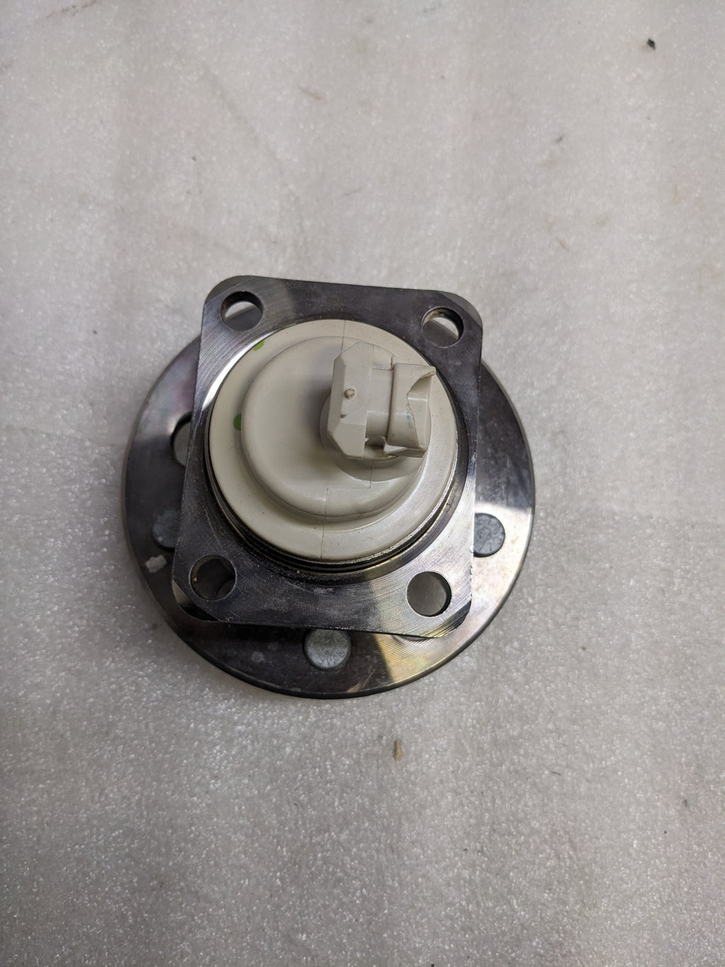 ACDELCO RW20-14 REAR WHEEL HUB AND BEARING ASSEMBLY NEW R8