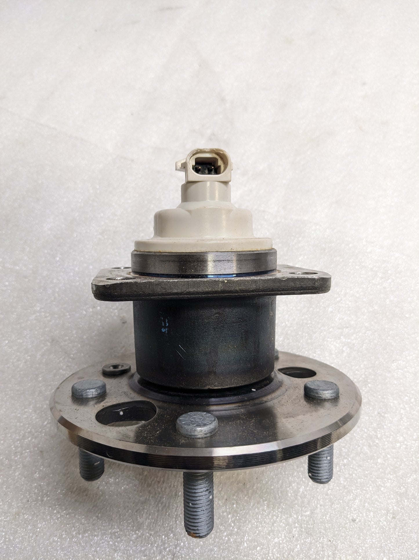 ACDELCO RW20-14 REAR WHEEL HUB AND BEARING ASSEMBLY NEW R8