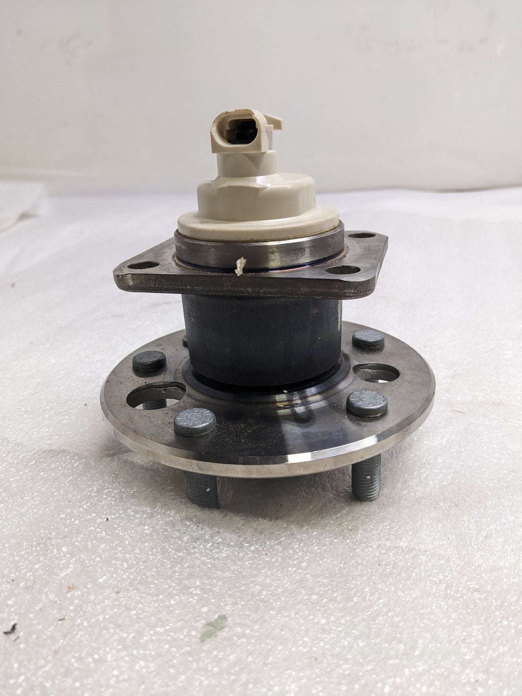 ACDELCO RW20-14 REAR WHEEL HUB AND BEARING ASSEMBLY NEW R8