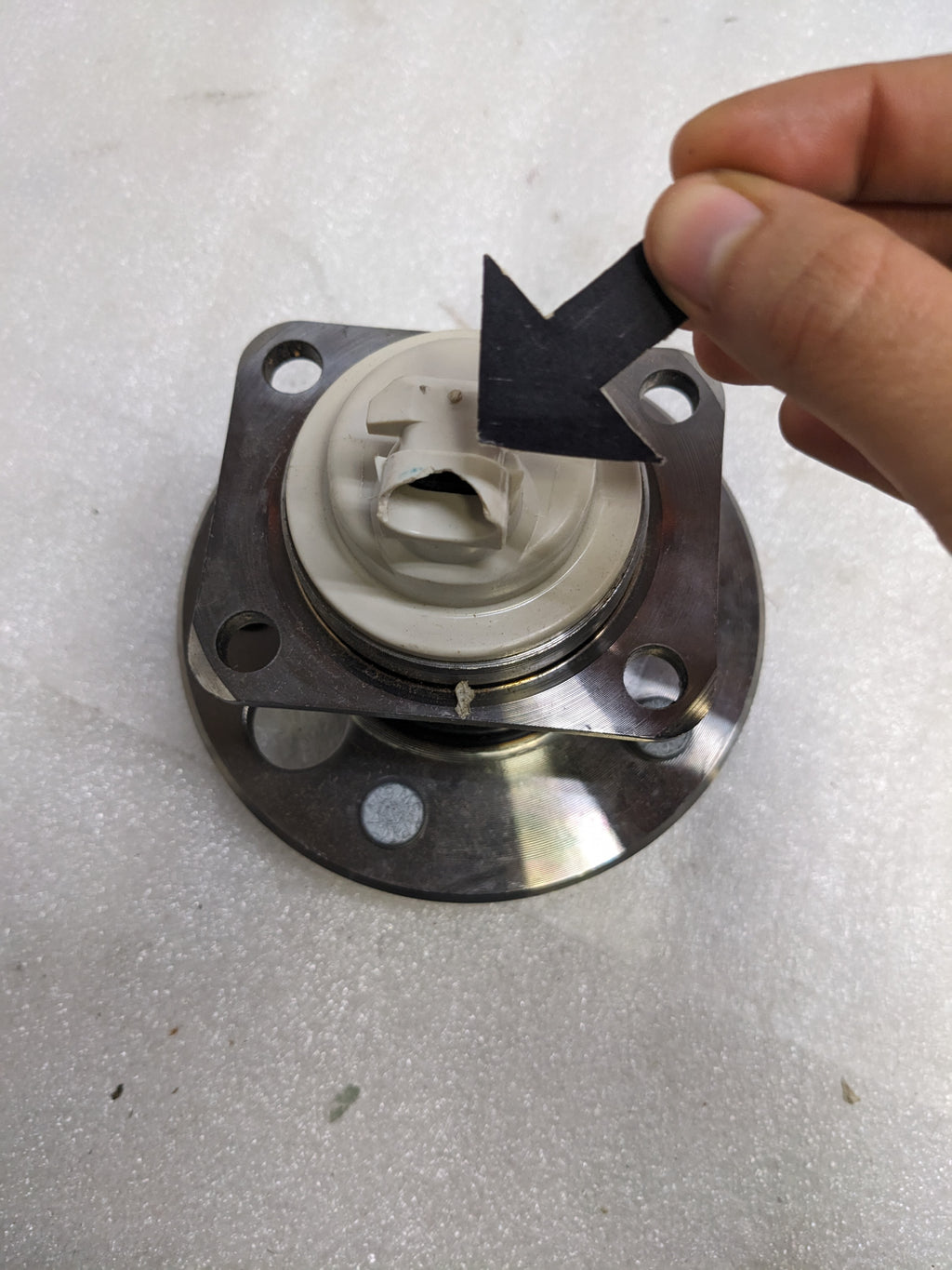 ACDELCO RW20-14 REAR WHEEL HUB AND BEARING ASSEMBLY NEW R8