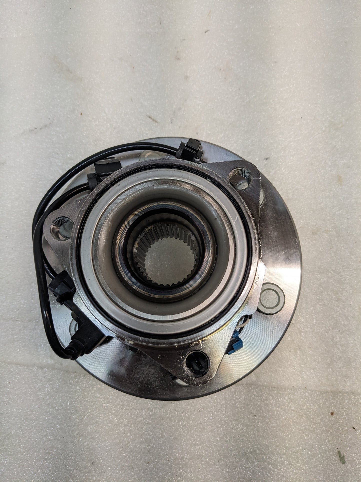NATIONAL 515036 WHEEL BEARING AND HUB ASSEMBLIES NEW R8TB