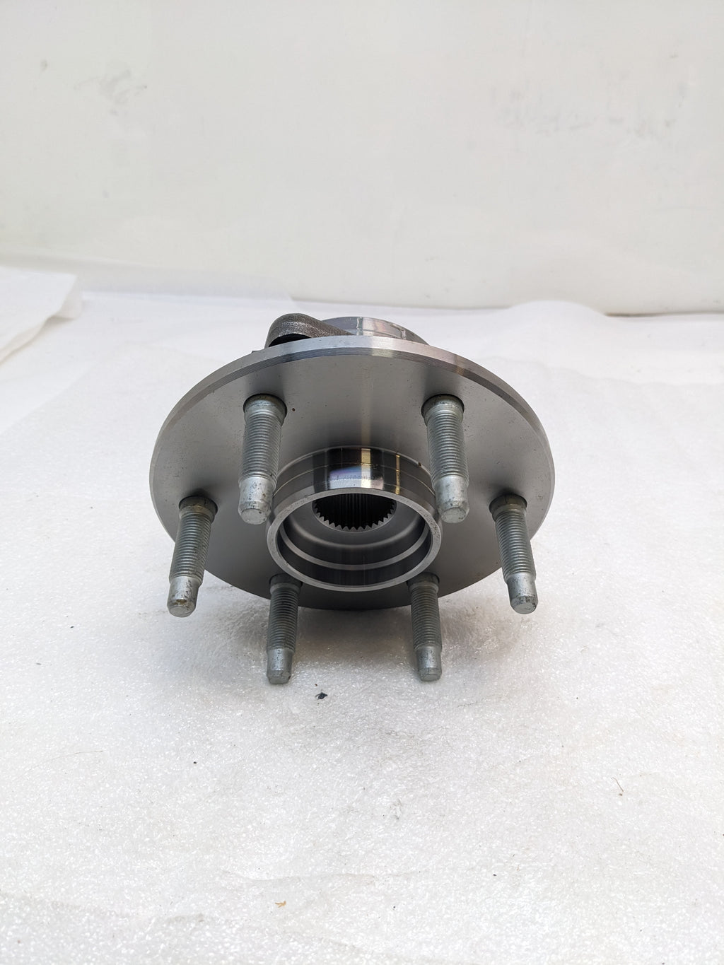 NATIONAL 515036 WHEEL BEARING AND HUB ASSEMBLIES NEW R8TB