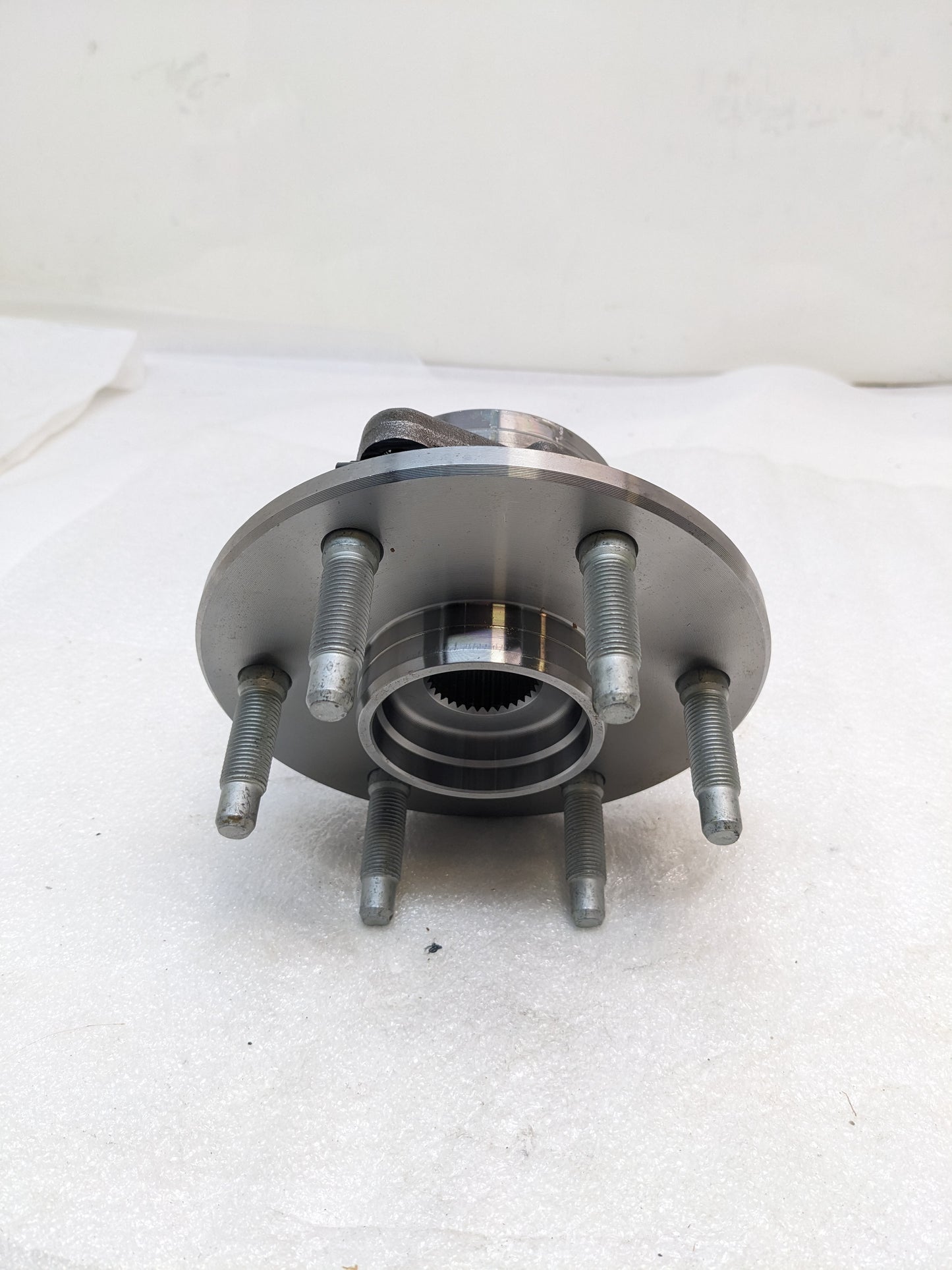 NATIONAL 515036 WHEEL BEARING AND HUB ASSEMBLIES NEW R8TB