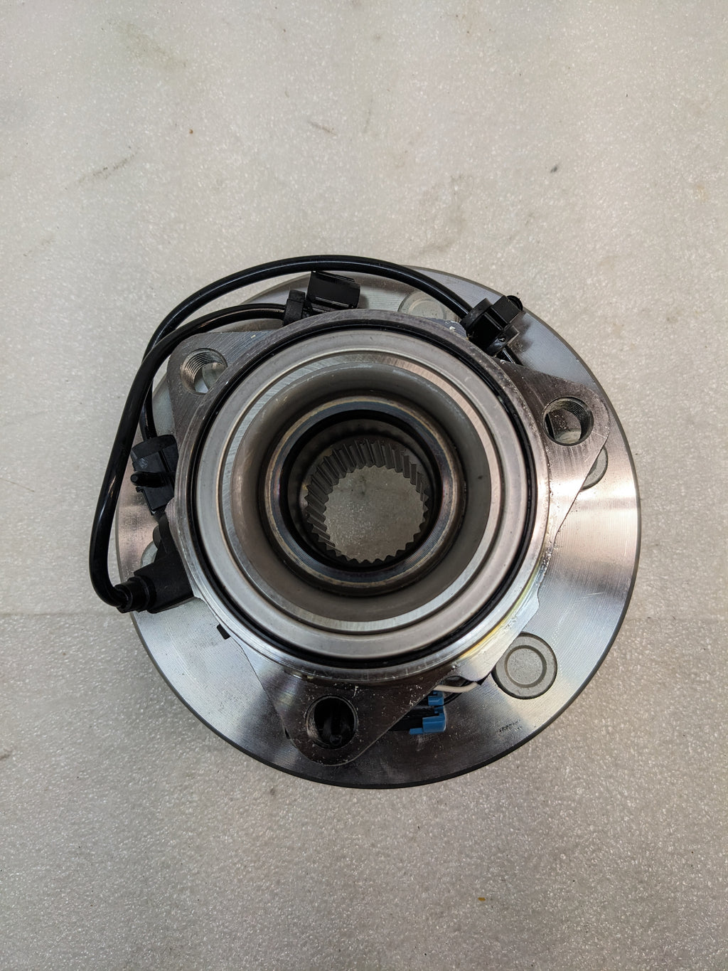 NATIONAL 515036 WHEEL BEARING AND HUB ASSEMBLIES NEW R8TB