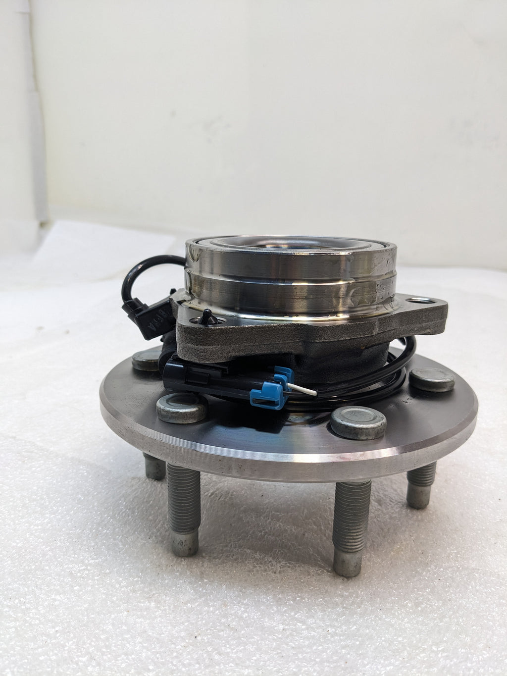 NATIONAL 515036 WHEEL BEARING AND HUB ASSEMBLIES NEW R8TB