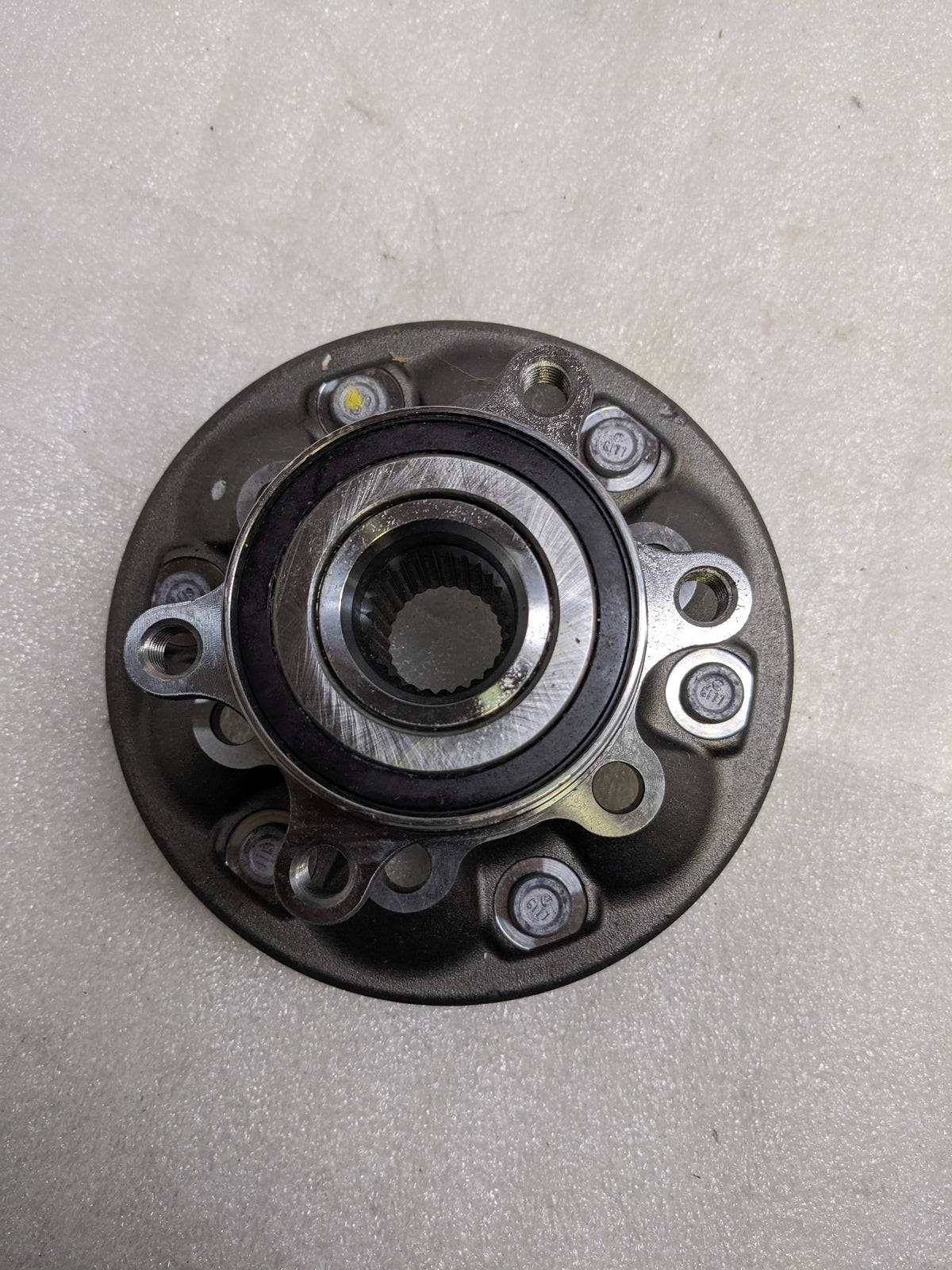 SKF BR930703 HUB BEARING ASEEMBLY FOR CHEVROLET GMC NEW R4