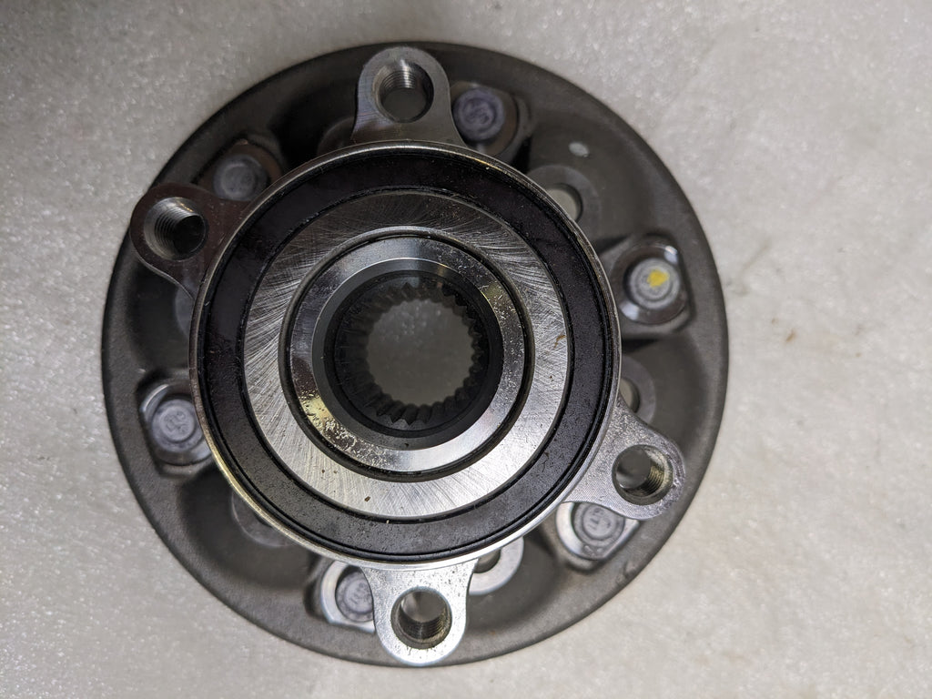 SKF BR930703 HUB BEARING ASEEMBLY FOR CHEVROLET GMC NEW R4
