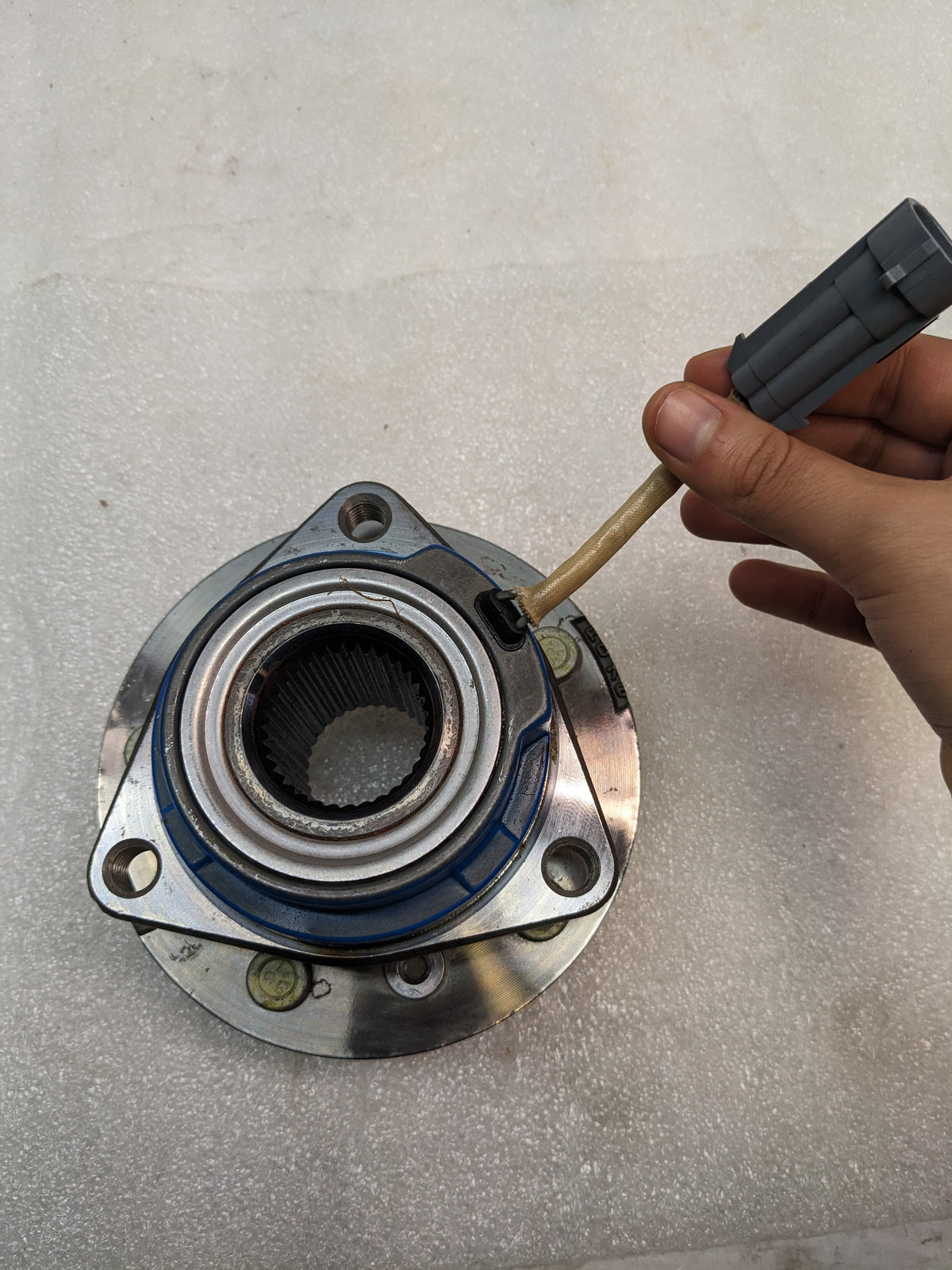 TIMKEN 513179 WHEEL BEARING AND HUB ASSEMBLY 33 SPLINE #2 NEW R4TD