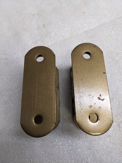 PERFORMANCE ACCESRORIES 0270 SHACKLE FOR JEEP CJ NEW R6