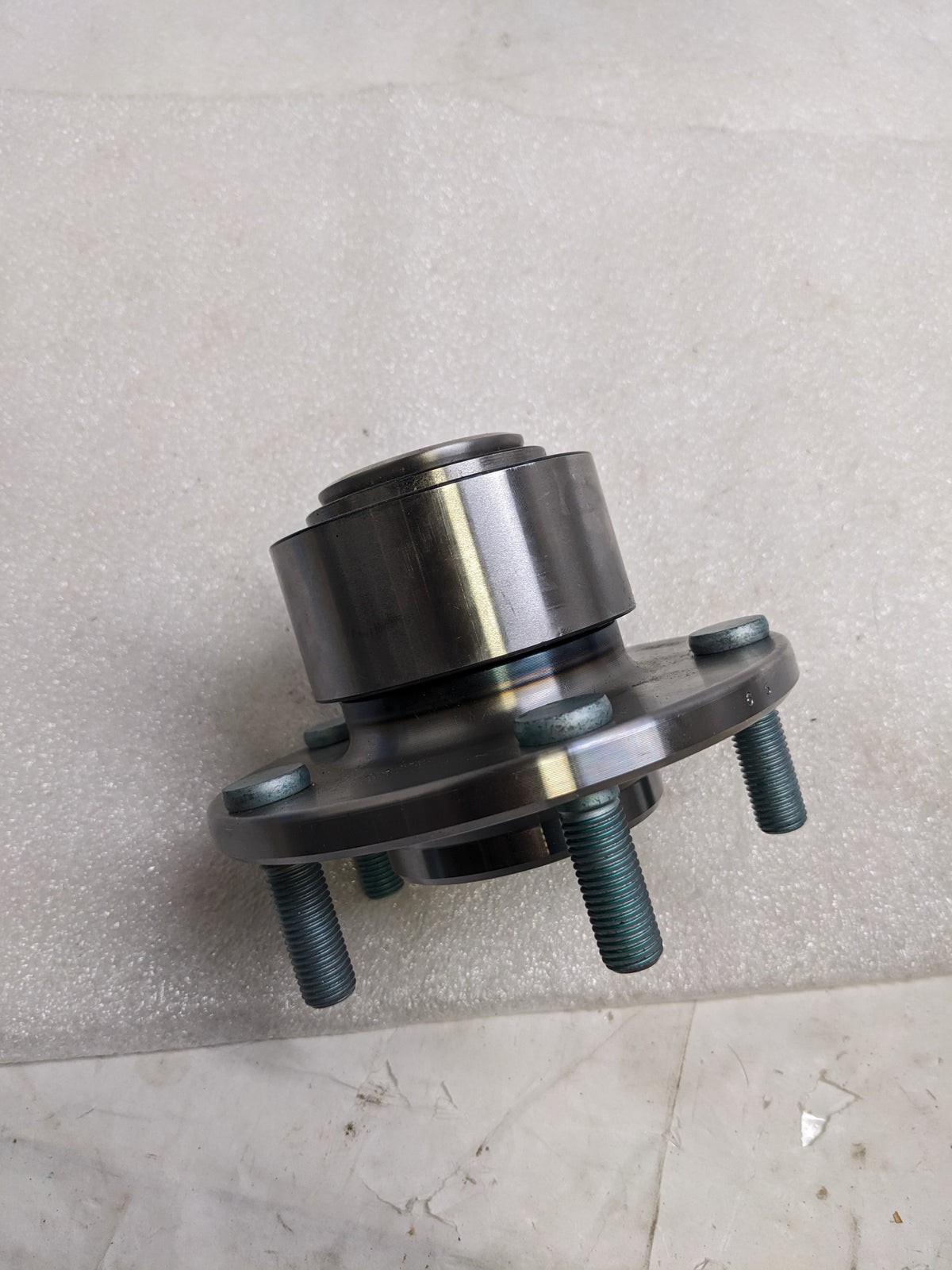 CENTRIC PARTS 3N612C300A MAZDA 3 FRONT WHEEL BEARING AND HUB ASSEMBLY NEW R6TE