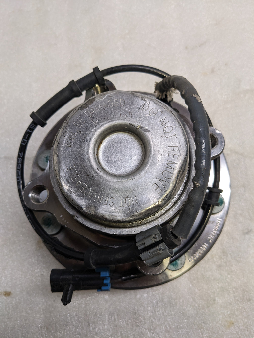 SKF BTD1200 WHEEL BEARING AND HUB ASSEMBLY NEW #5 R10TB