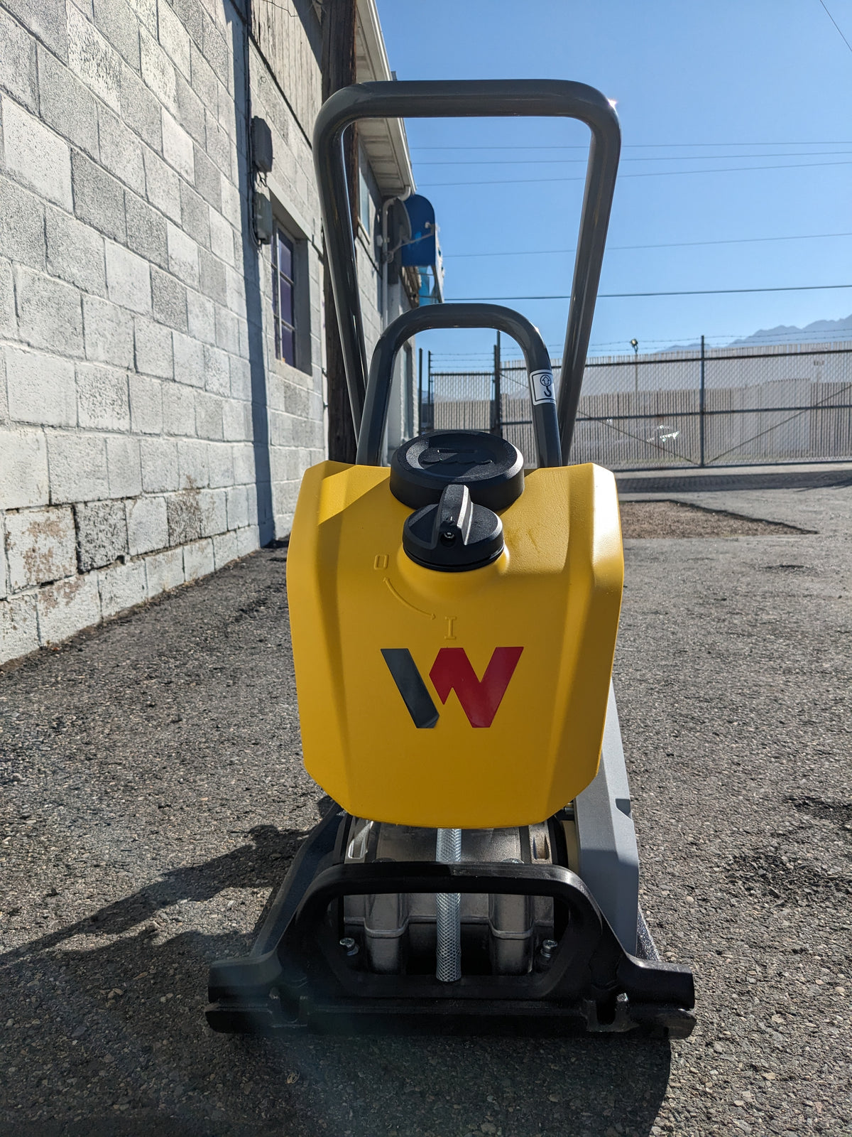 WACKER NEUSON BPS1340AW VIBRATION SOIL PLATE HONDA GX120 ENGINE #2 USED B2