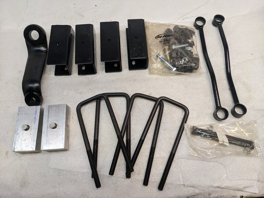 PRO COMP 52418B-2 SUSPENSION COMPONENT BOX 5IN FOR 1999-2004 FORD F-250 SUPER DUTY NEW SR